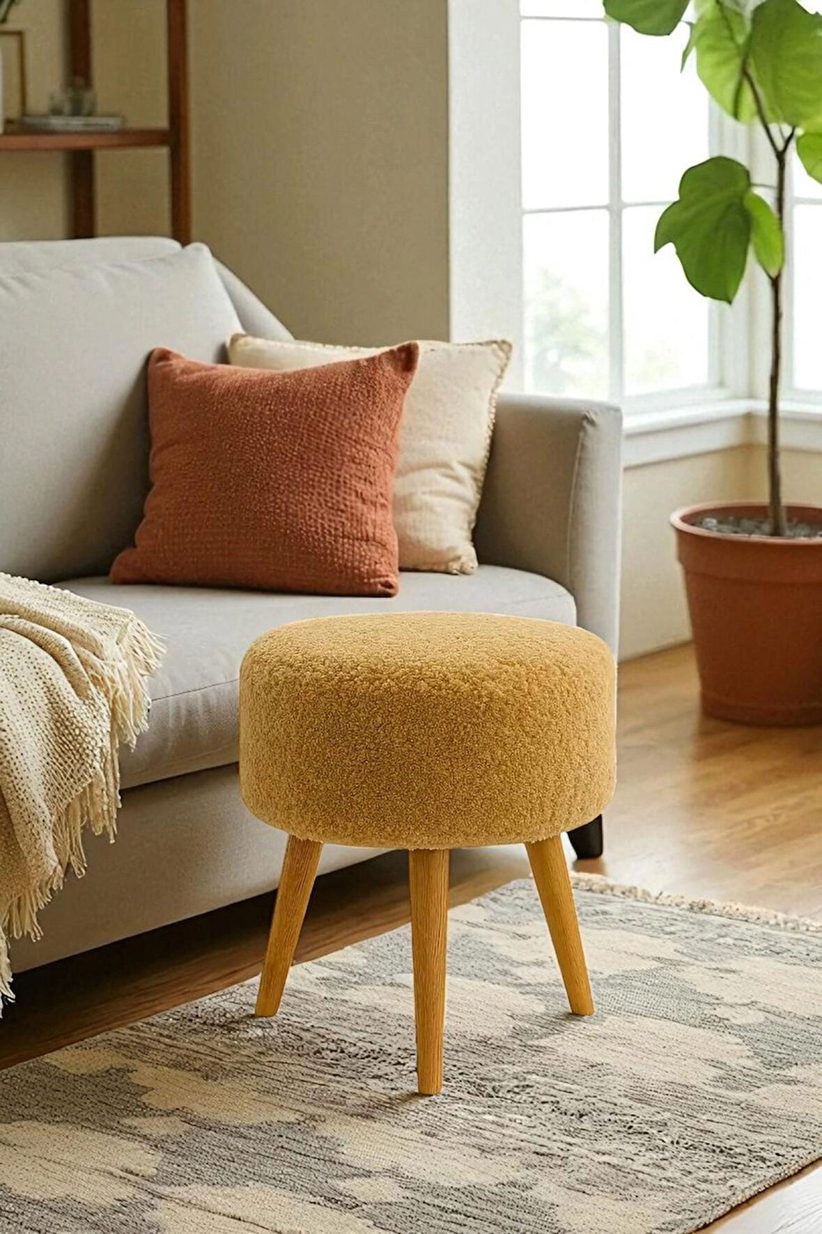 ELVIORA Teddy Peluş Kumaşlı Yuvarlak Puf Bench – Retro Ahşap Ayaklı, Dekoratif ve Konforlu Tabure