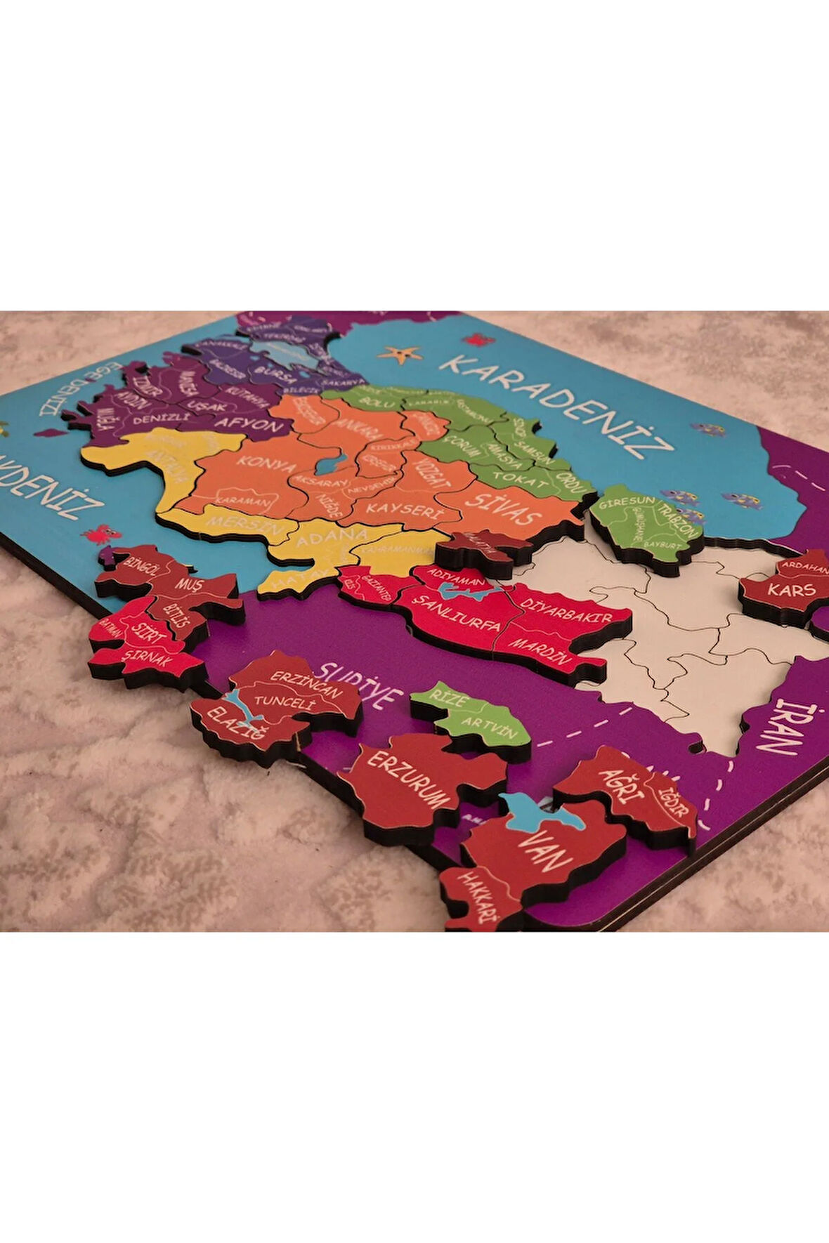 Türkiye Haritası Puzzle - Kabartmalı Türkiye Haritası ve Komşu Ülkeler, Denizler