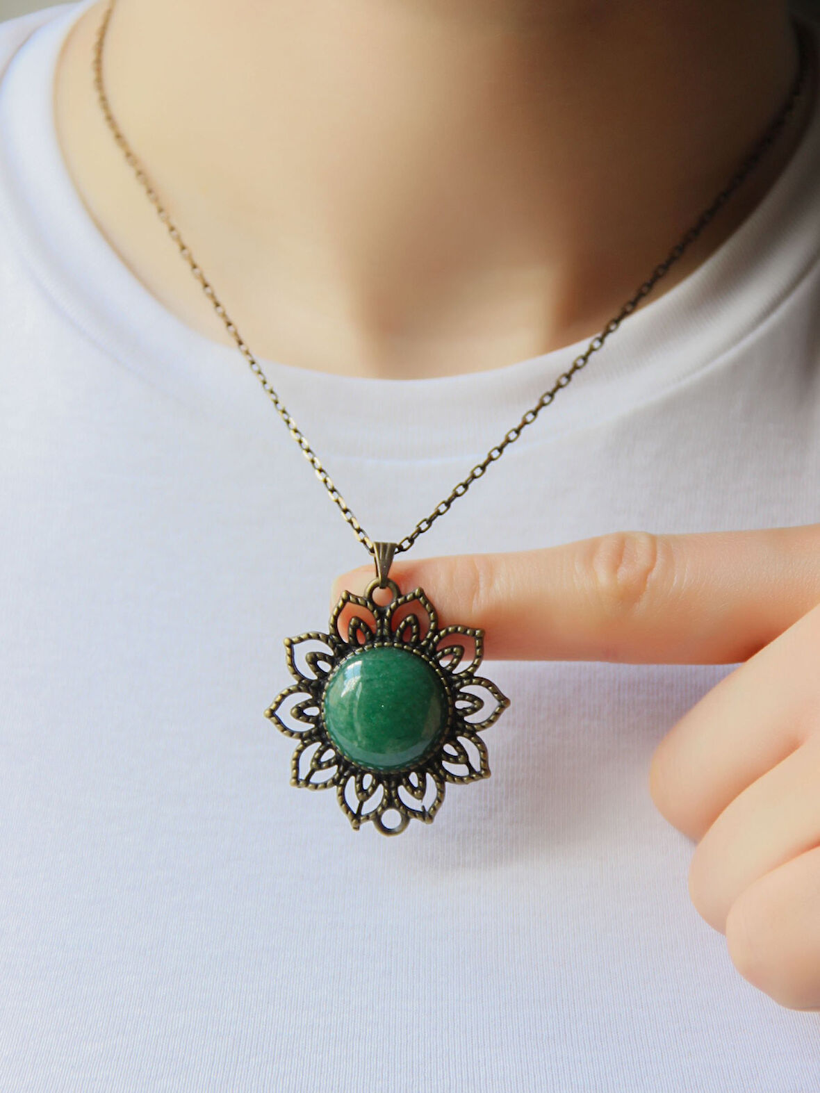 Doğal Taş Yeşil Akik Doğal Taşlı Otantik Kadın Kolye 45 Cm Zincirli euk19ya2