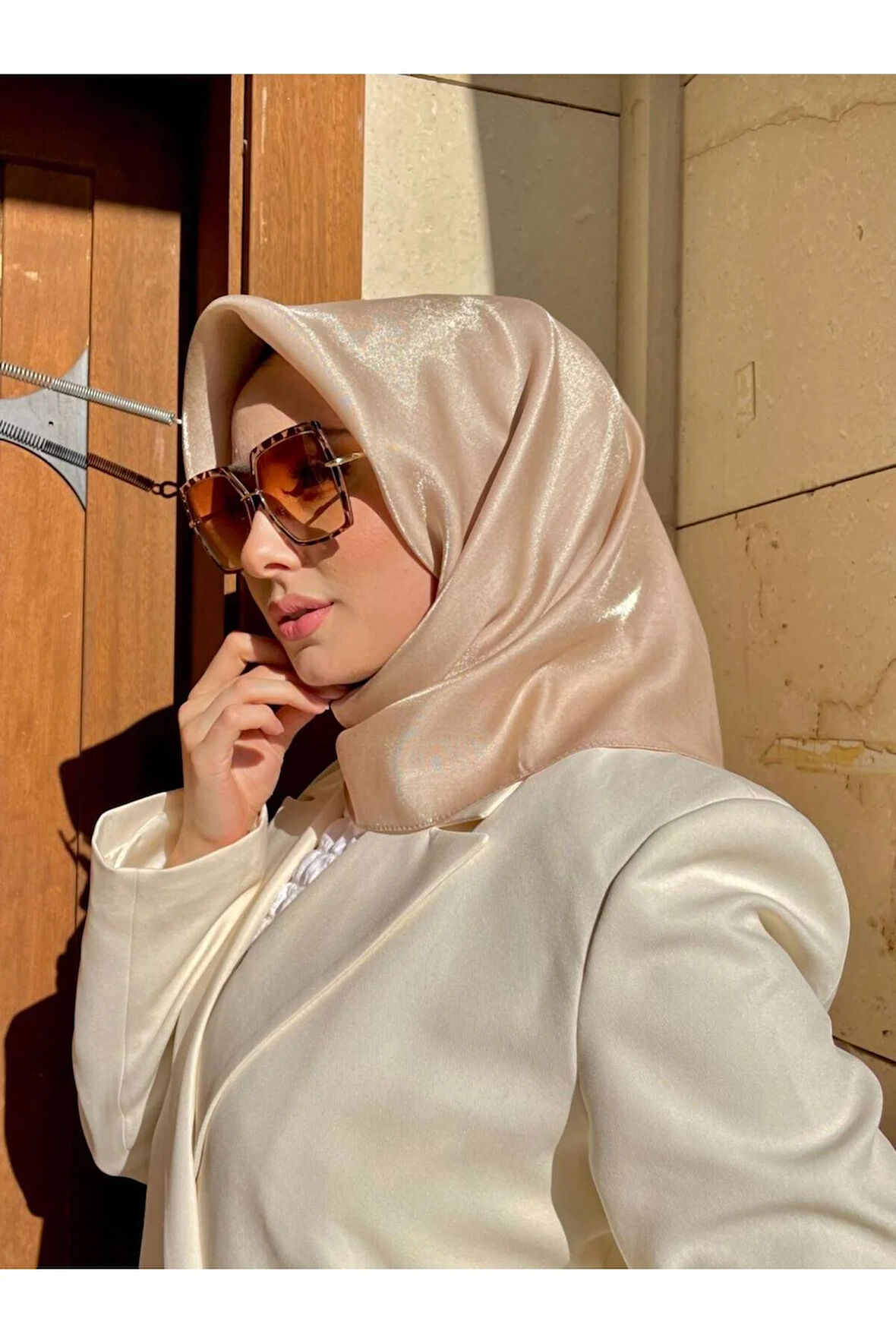 Lux Kehribar Eşarp Ultra Rahat