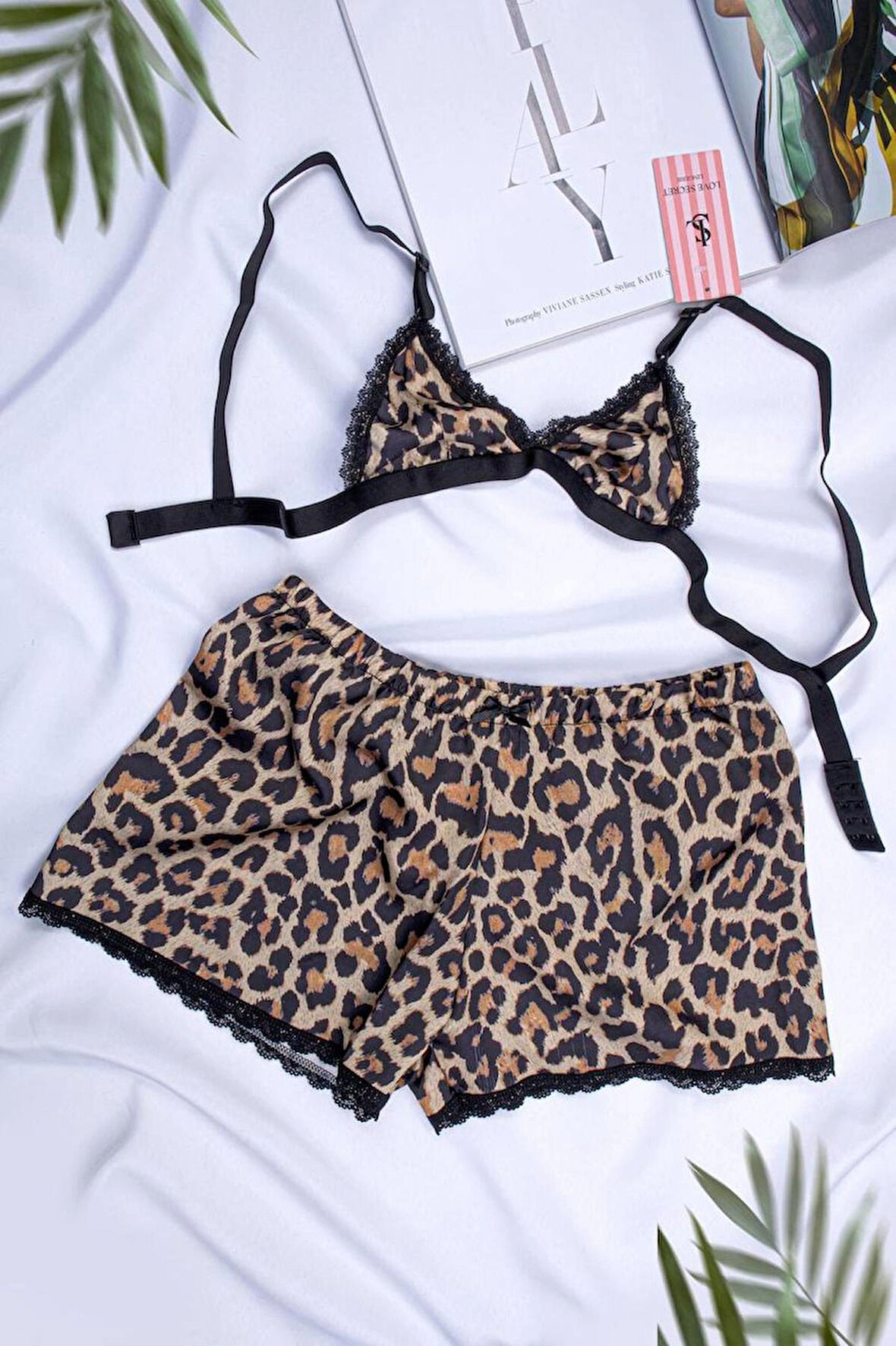 Kadın Ip Askılı Büstiyer Şort Saten Gecelik Takımı