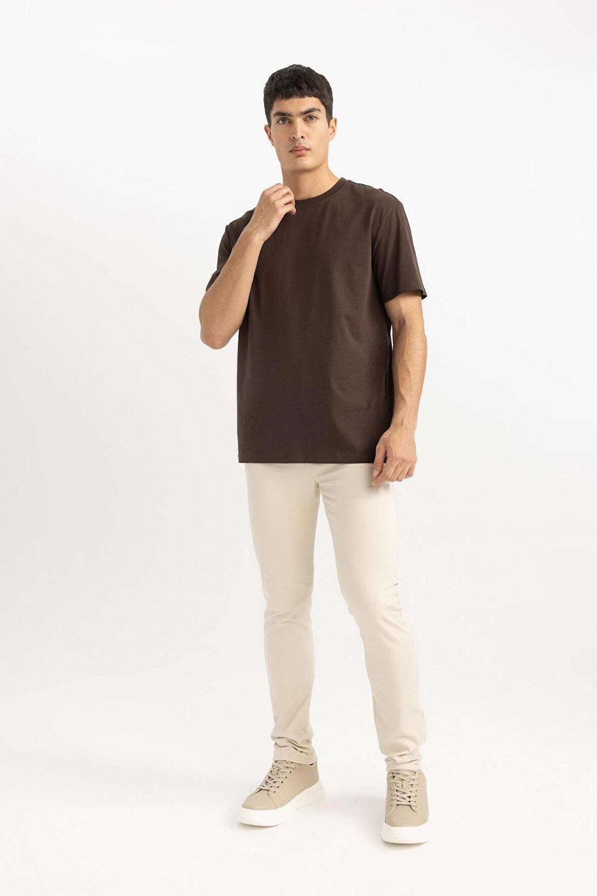 DeFacto Yazlık Gabardin Chino Kanvas Pantolon Slim Fit Dar Kesim Dar Paça Cepli B2089AX24SPBG700