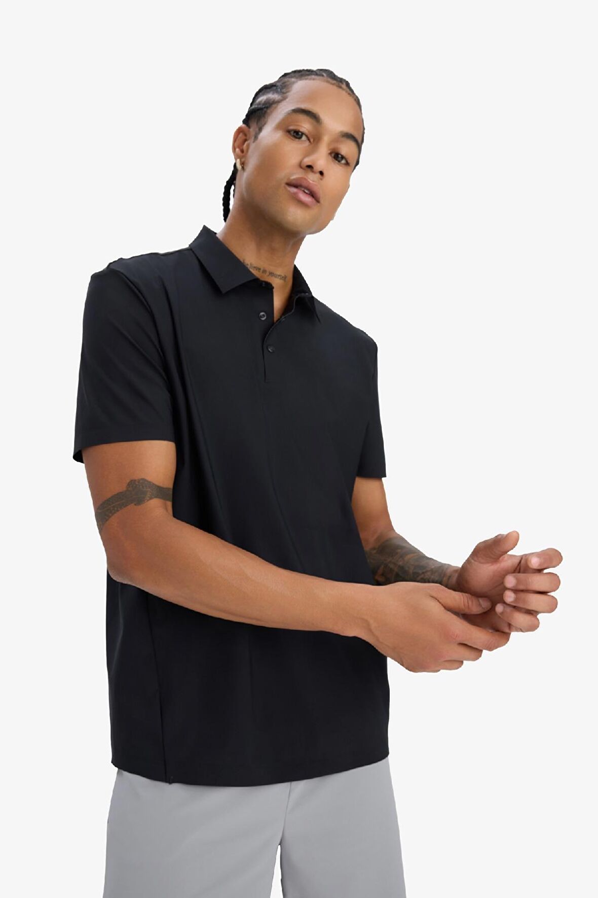 DeFactoFit Esnek Kumaş Standart Fit Sporcu Kısa Kollu Siyah Polo Tişört D9244AX25SPBK81