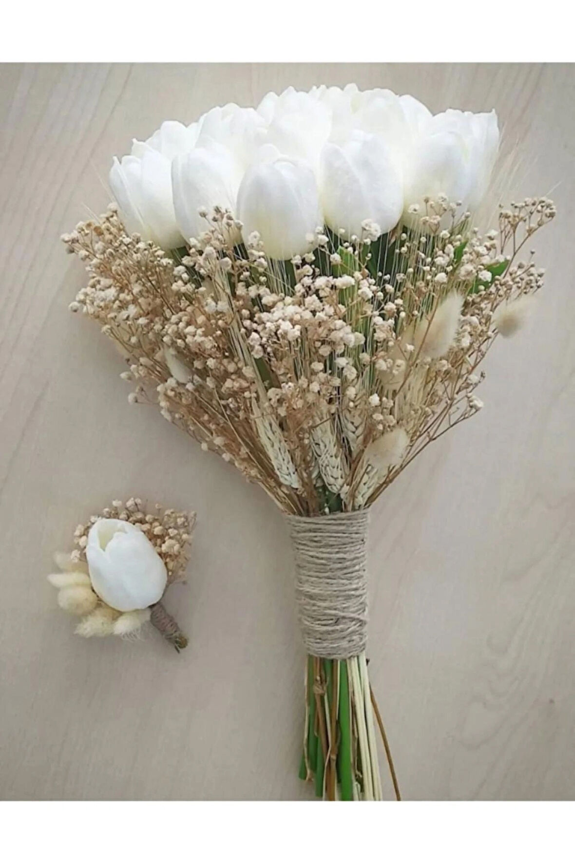 Gelin Buketi Islak Lale Gelin Eli Çiçeği Ve Damat Yaka Çiçeği