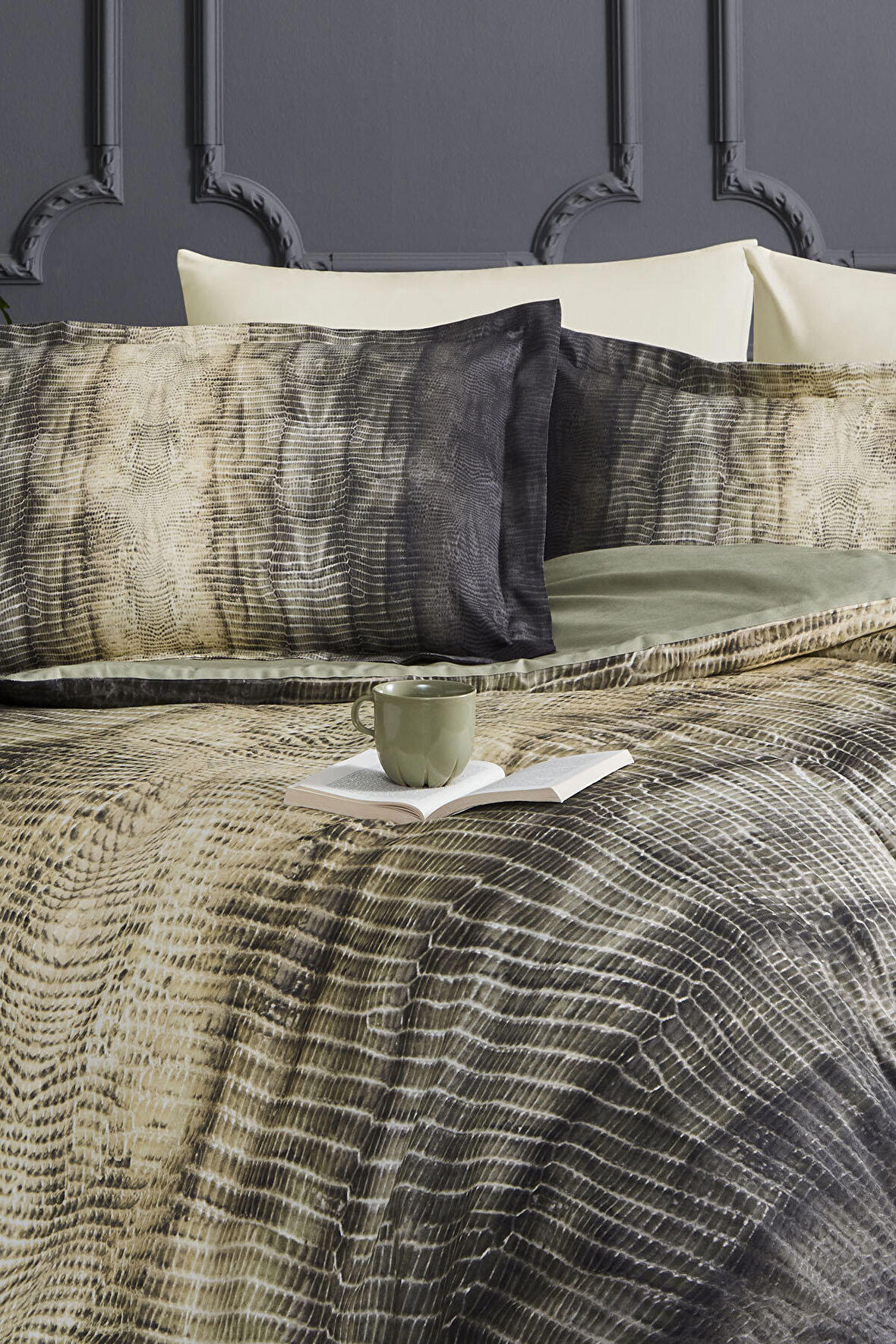 Özdilek Verde Çift Kişilik Soft Life Saten Nevresim Takımı