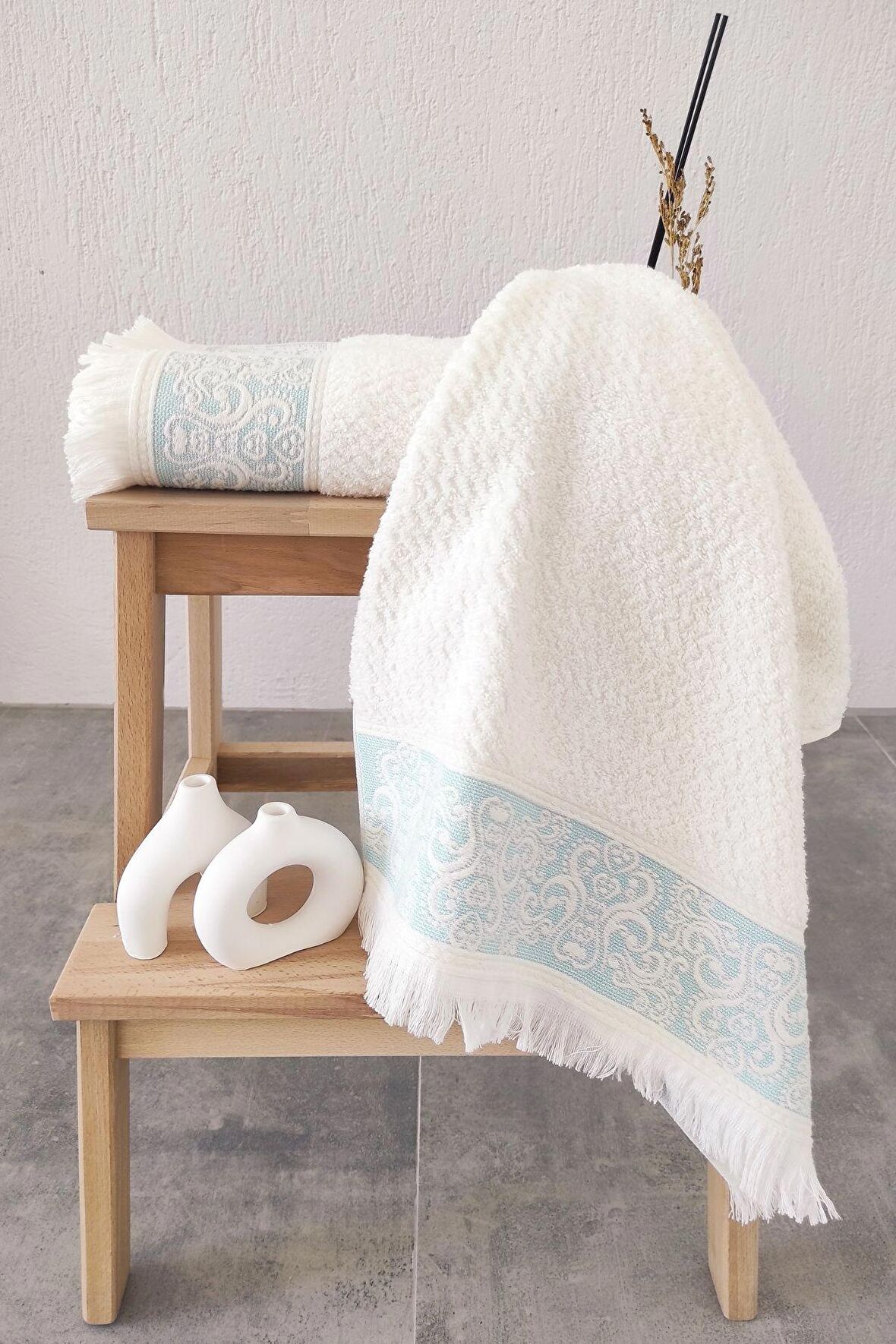 Sevim 2'li Kabartma Bordürlü & Püsküllü Havlu Seti - %100 Pamuk El  Havlusu - 50X85 cm-Turkuaz