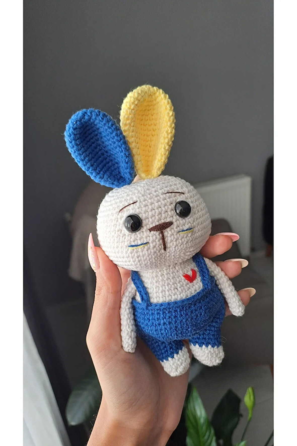 Amigurumi Örgü Oyuncak Taraftar Fanatik Tavşan- Bebek Hediyelik