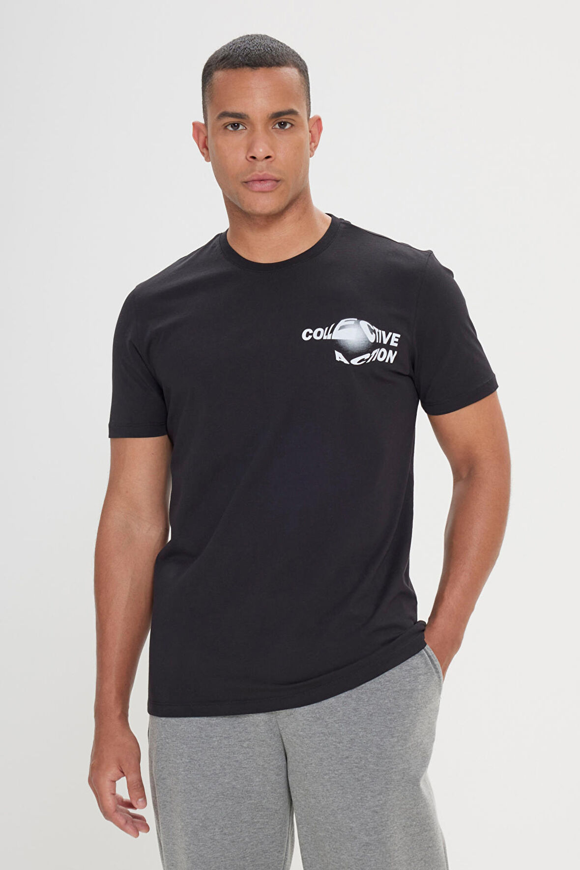 Standart Fit Normal Kesim %100 Pamuk Bisiklet Yaka Tişört