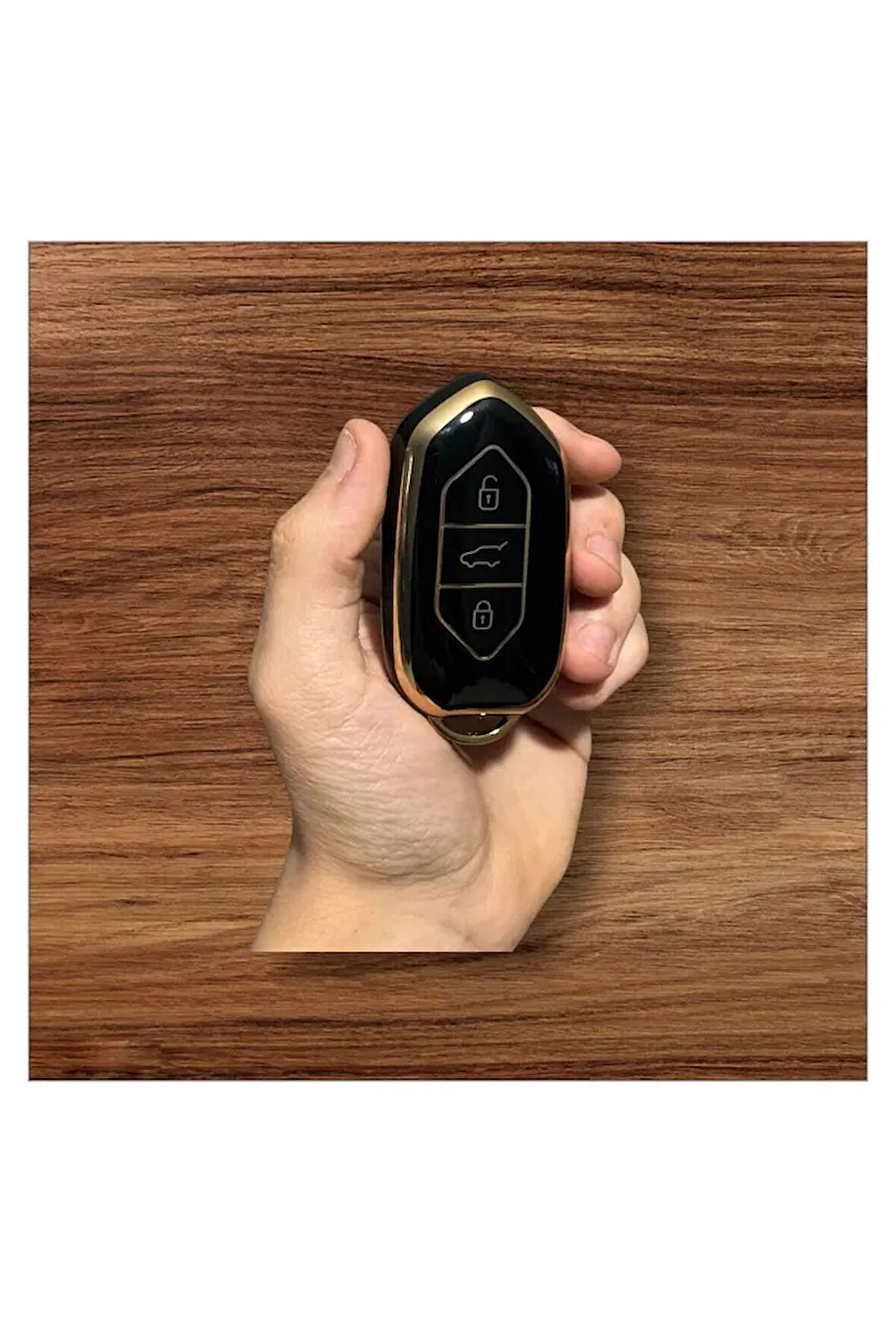 Togg T10x Uyumlu Anahtar Koruma kılıfı Siyah / Altın Detaylı Lütfen Anahtar Teyiti Yapınız