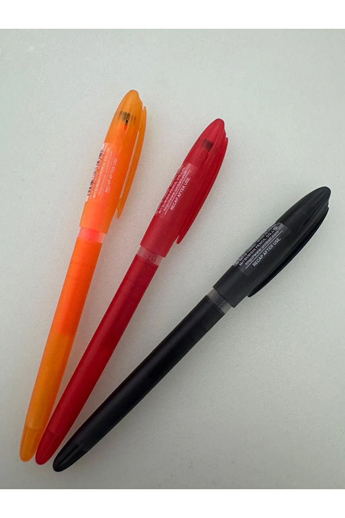 Roller Kalem Signo Gelstick Jel Bilye Uç 0.7 MM Turuncu Kırmızı Siyah (3 Adet)