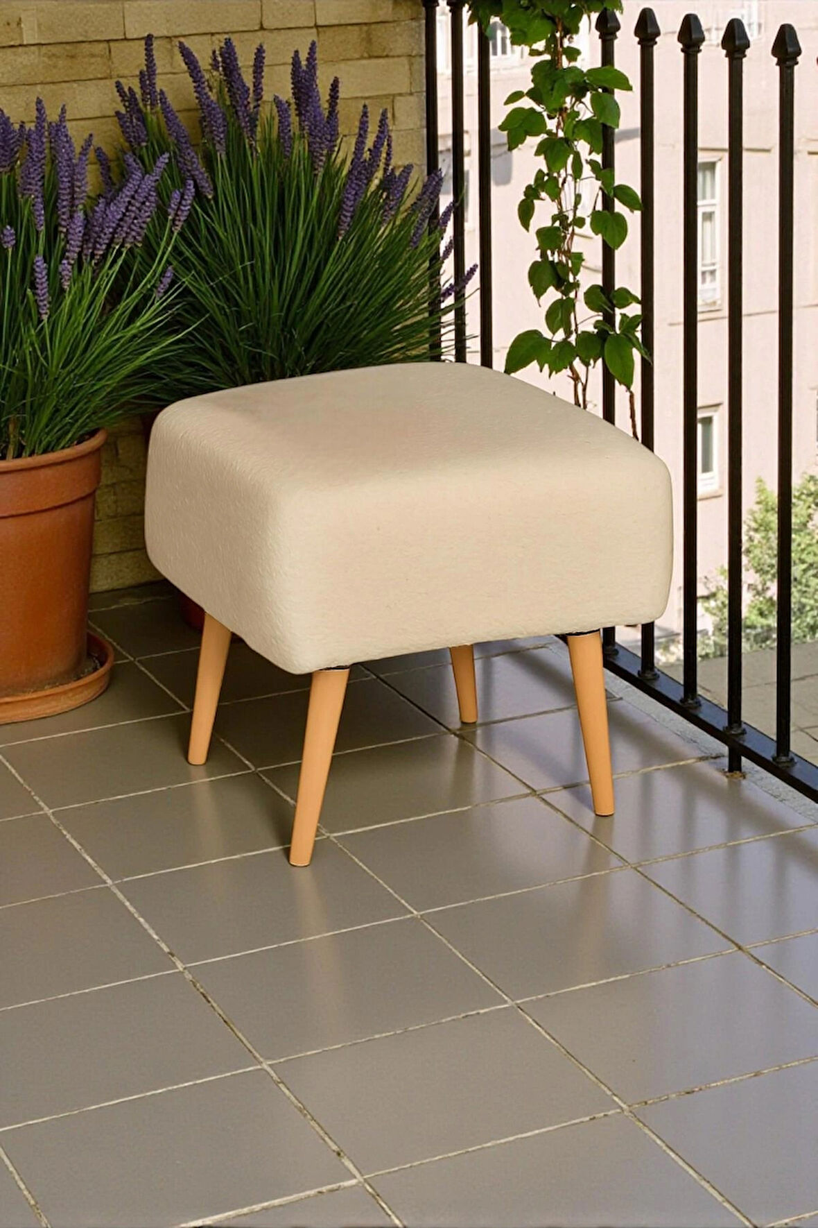 Figo Dekoratif Kare Puf Ahşap Ayaklı Teddy Kumaş Bench