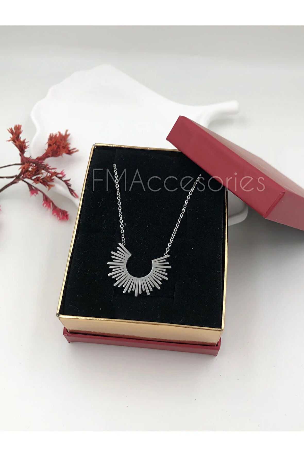 Çelik Kadın Kolye Paslanmaz Gümüş Renk 45 cm Antialerjik HEDİYE KUTULU