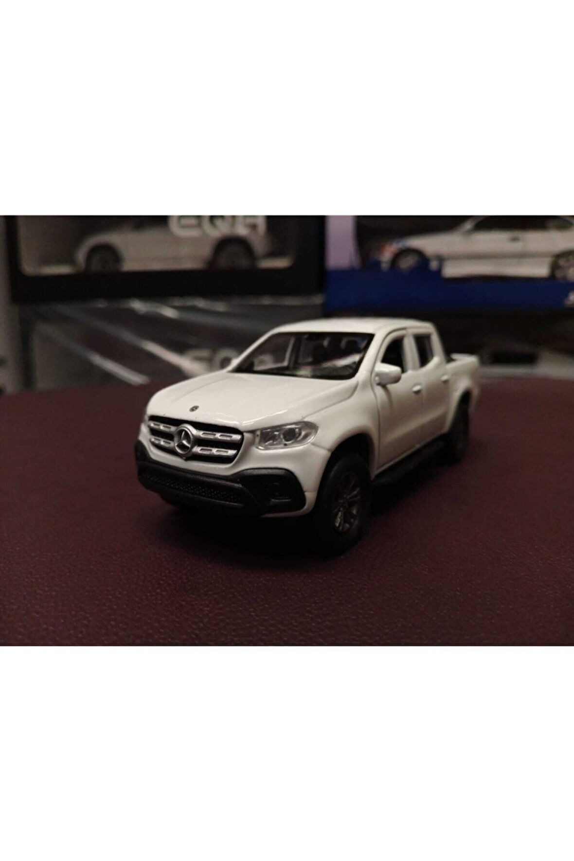 Mercedes-benz X-class Diecast Model Çek Bırak Beyaz