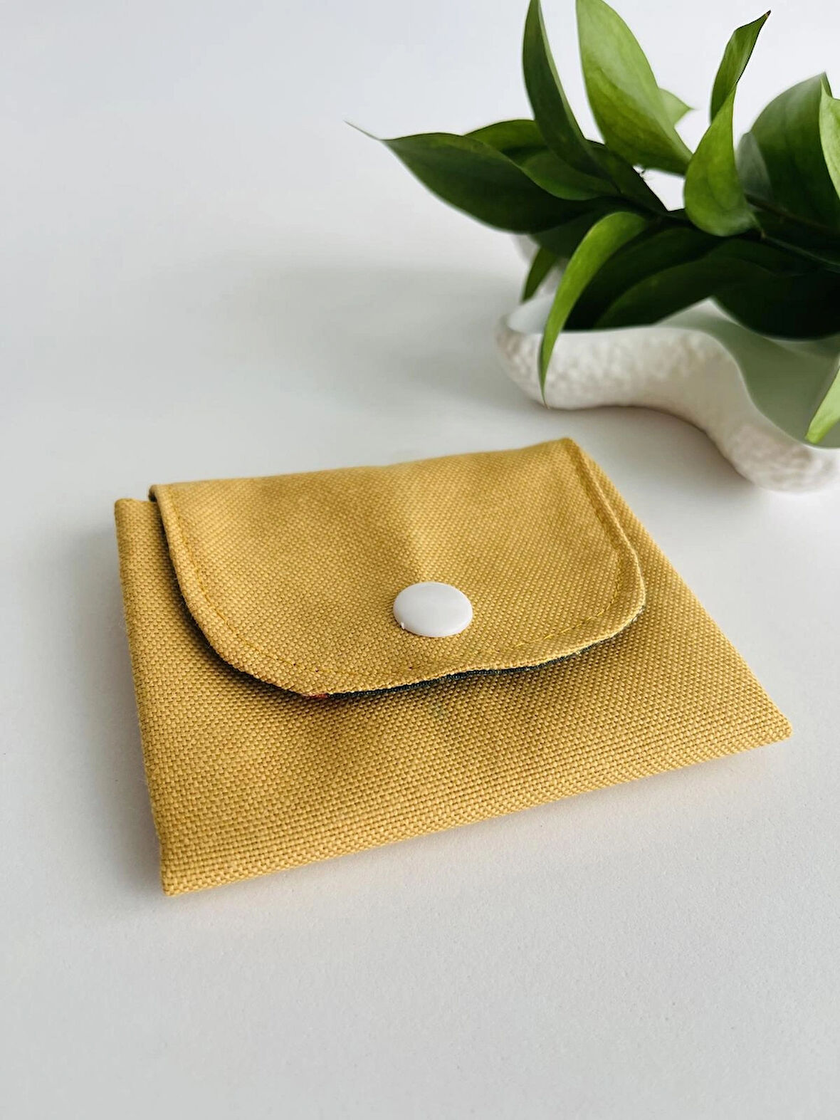 Premium El Yapımı Keten Kumaş Mini 3 Bölmeli Cüzdan 11x9 cm – Çok Amaçlı Kadın Aksesuar