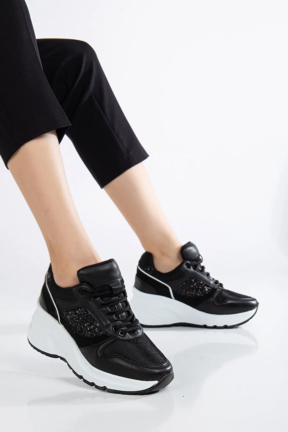 Kadın Sim Detaylı Sneaker Spor Ayakkabı