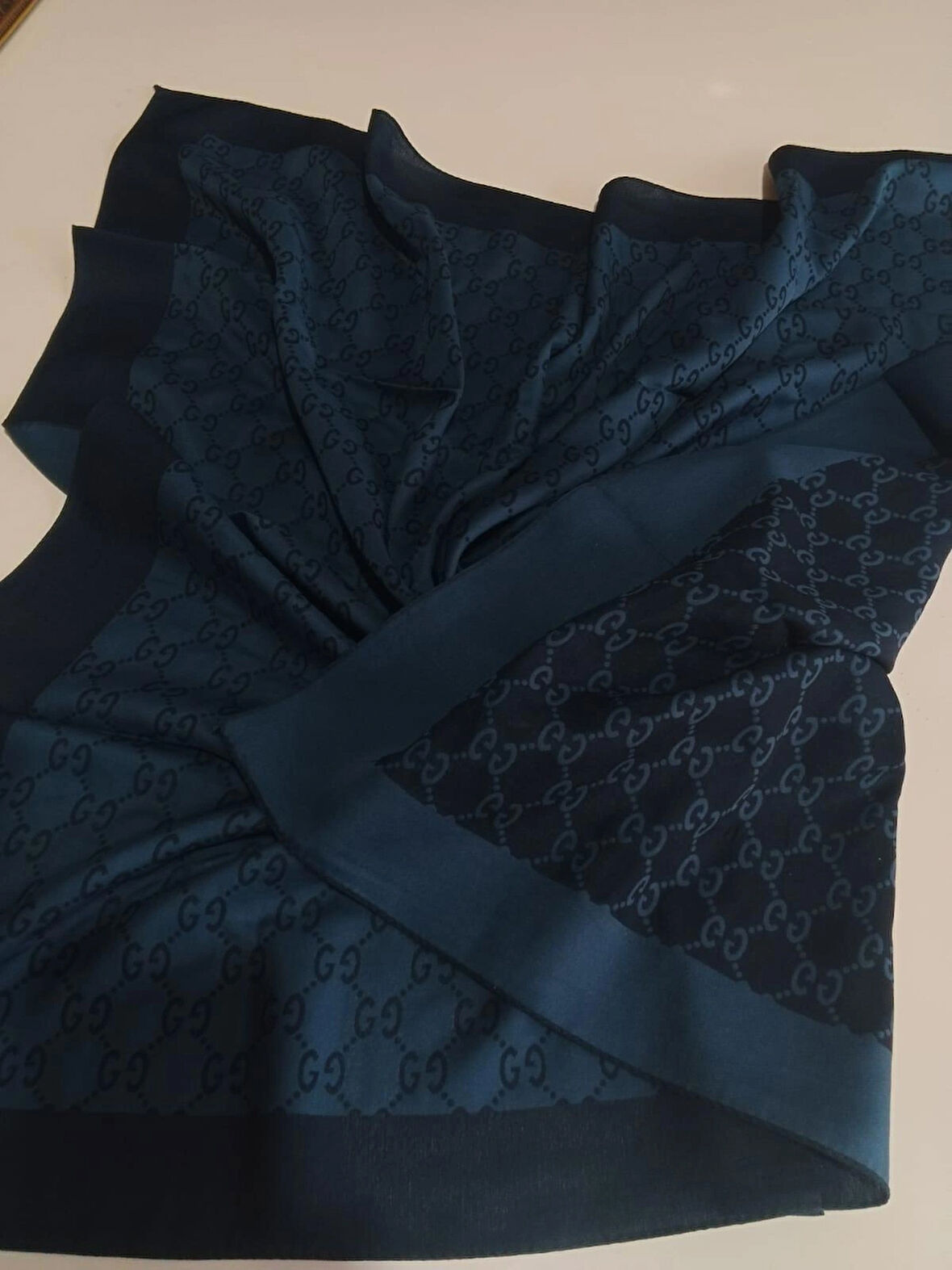 gg desen cift taraflı eşarp laci