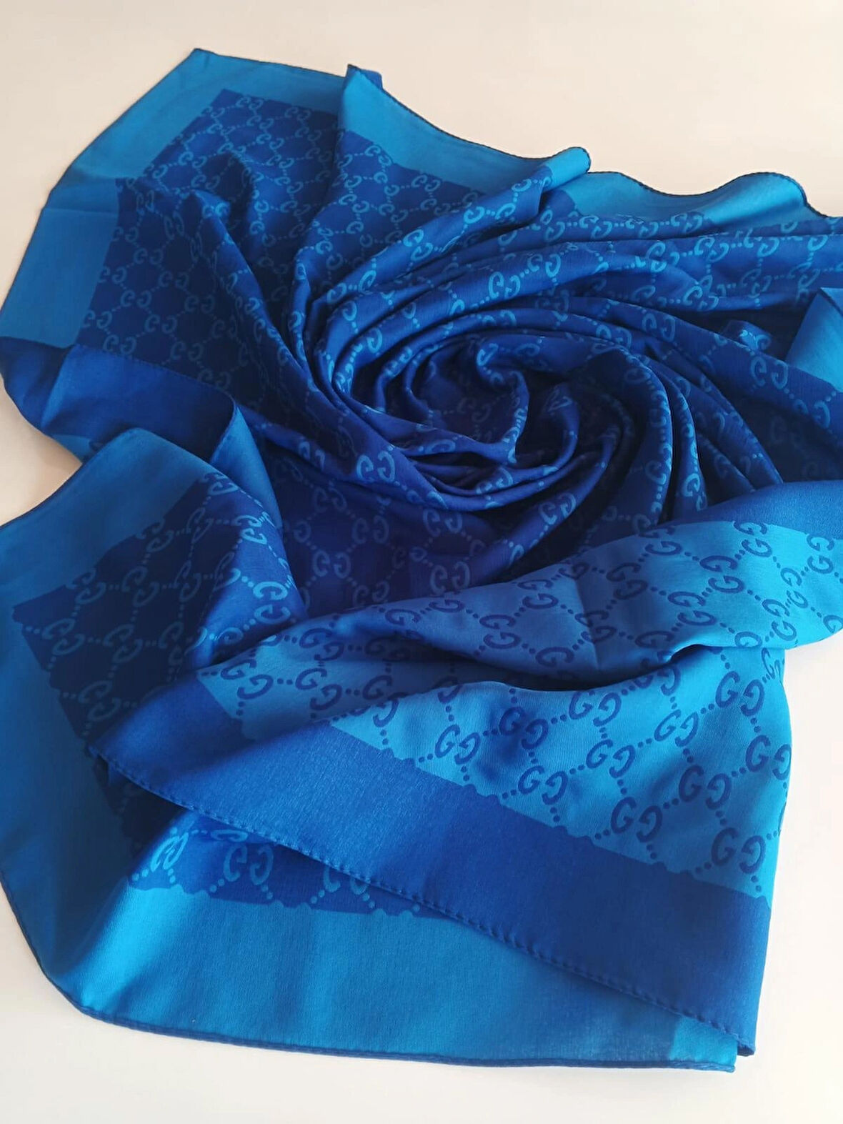 gg desen cift taraflı eşarp mavi