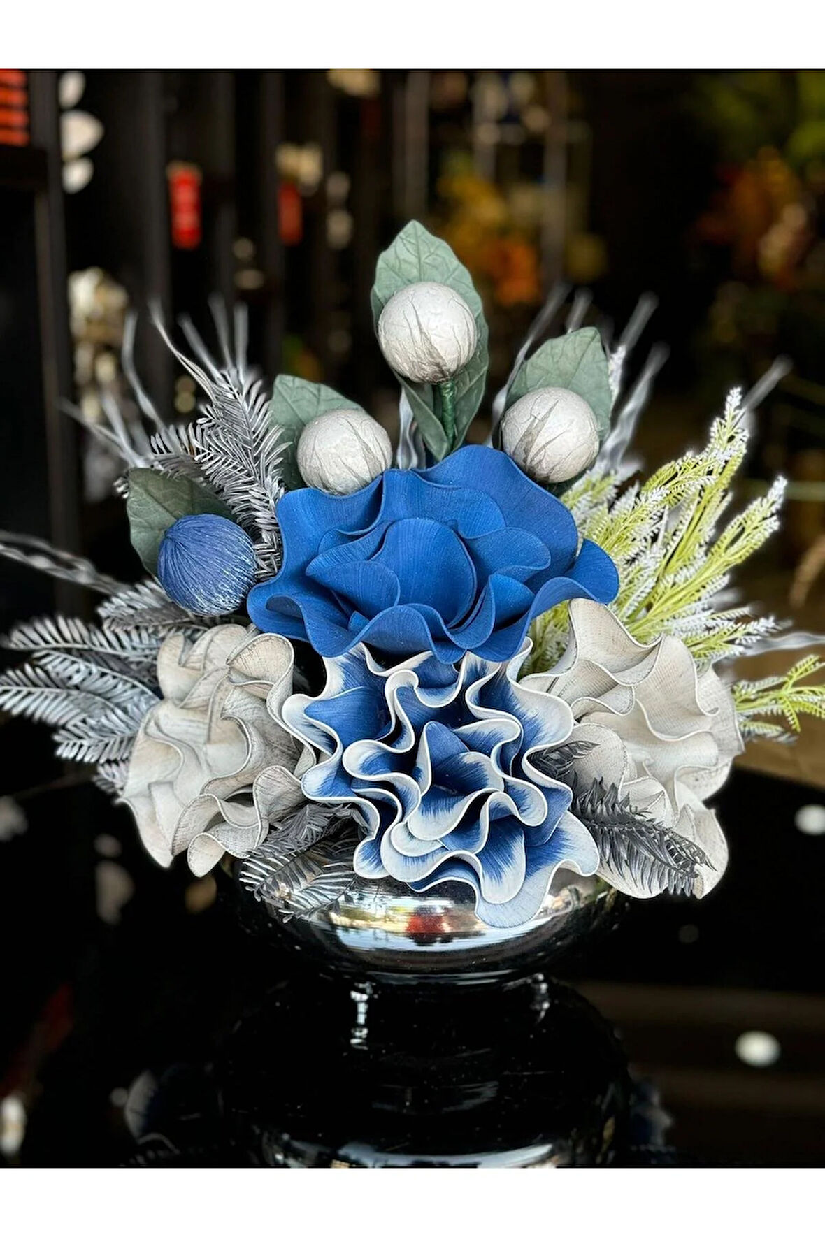 Yapay Çiçek Aranjmanlı Gümüş Yassı Vazo No:16