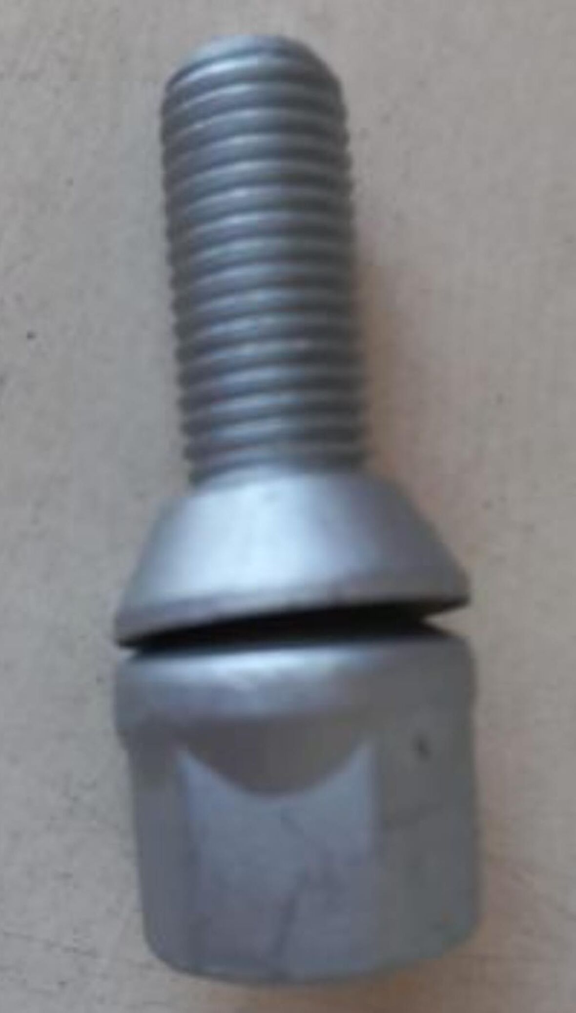 BIJON CIVATASI PULLU R9 M12&times;1,5&times;26 GOLD