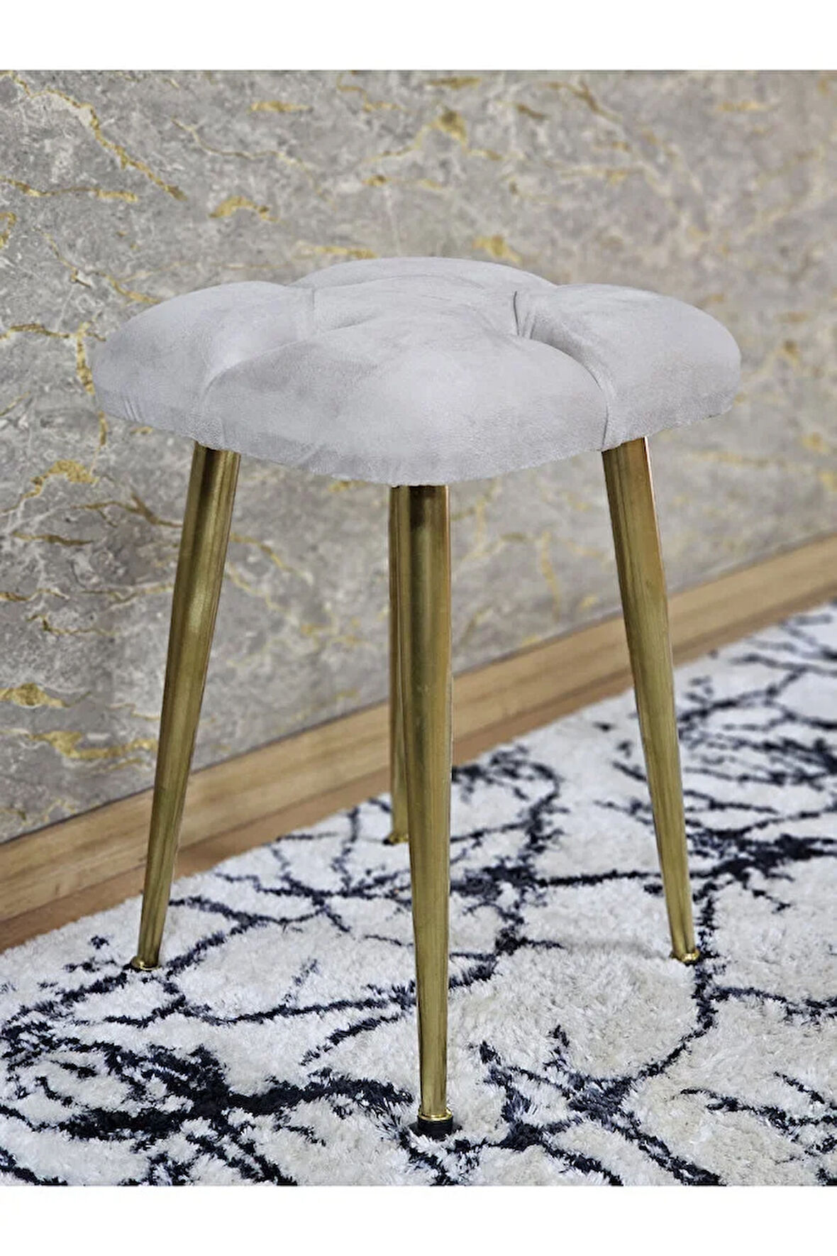 Kare Gold Kaplama Konik Ayaklı Tabure - Oturak - Bar Taburesi - Ayaklı Tabure Krem Renk 33 x 48 Boyut/Ebat