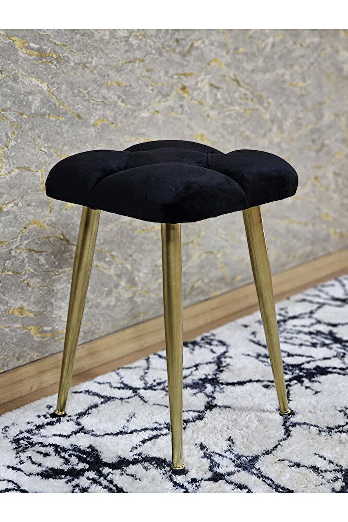 Kare Gold Kaplama Konik Ayaklı Tabure - Oturak - Bar Taburesi - Ayaklı Tabure Siyah Renk 33 x 48 Boyut/Ebat