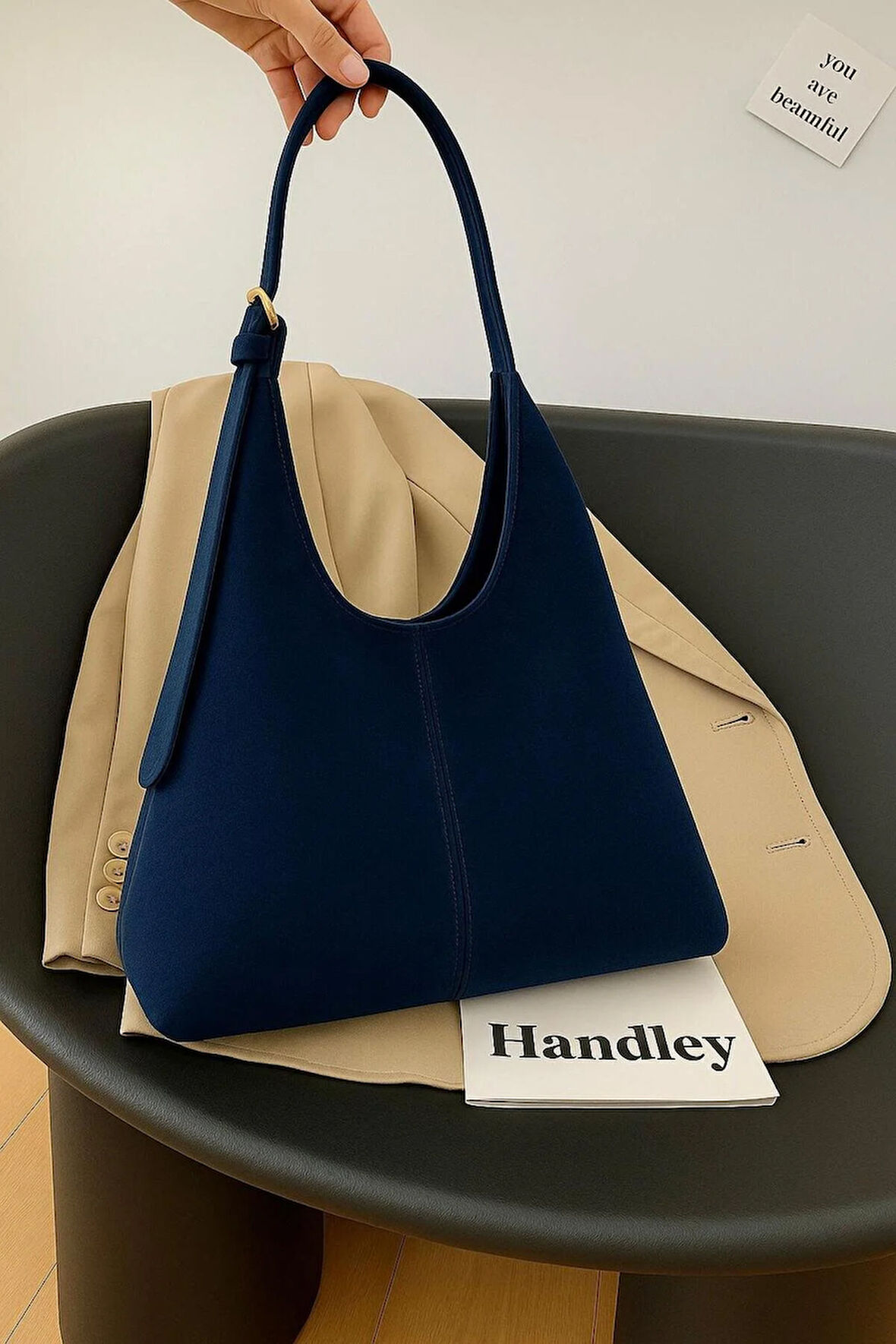 Süet Hobo Çanta – Minimalist Omuz Çantası Şık ve Zarif Kadın Çanta