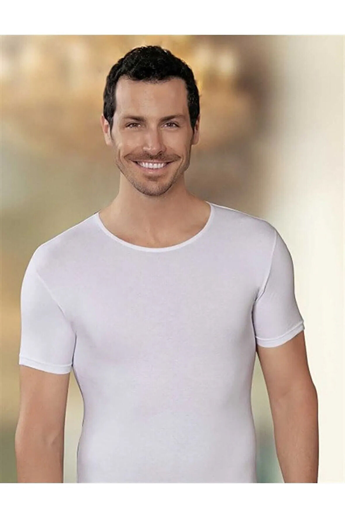 3 Adet Siyah Renk Bisiklet Yaka Kısa Kollu Fanila