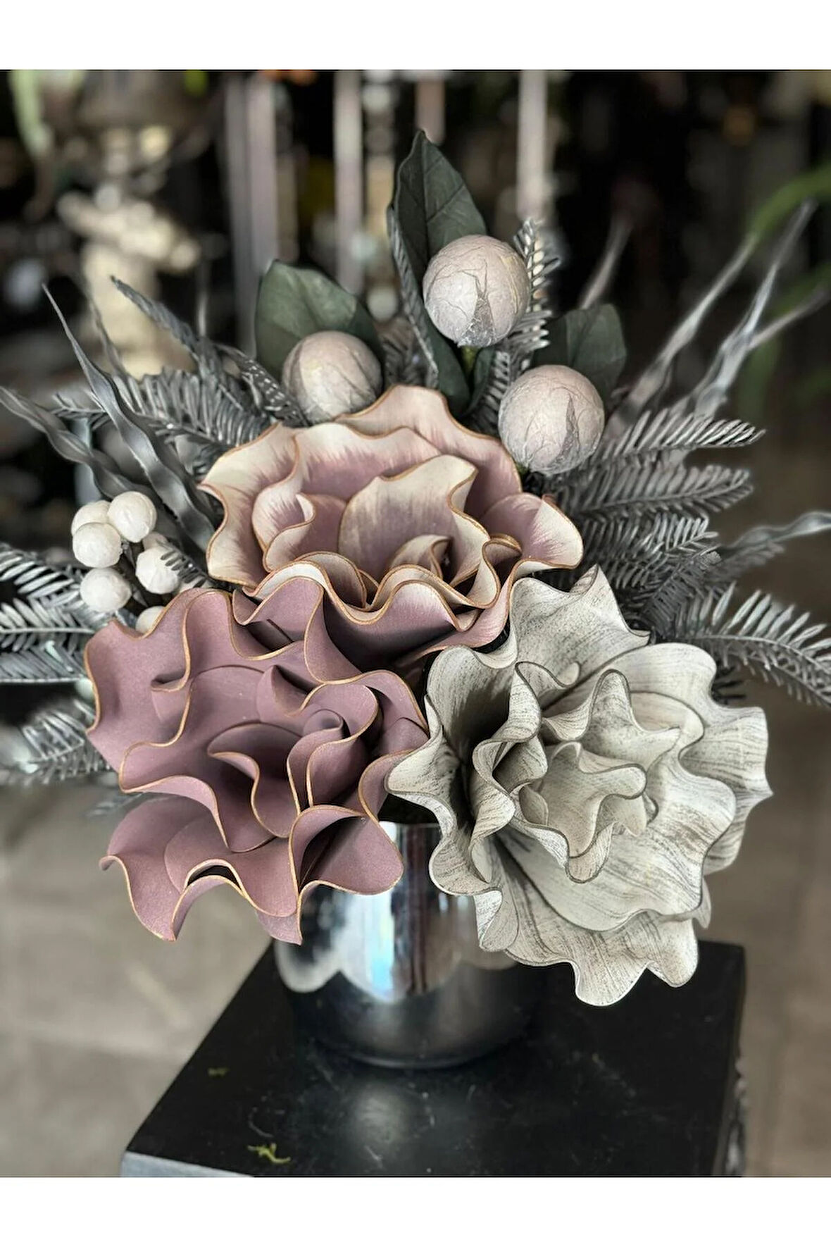 Yapay Çiçekli Gümüş Metal Vazo No:4