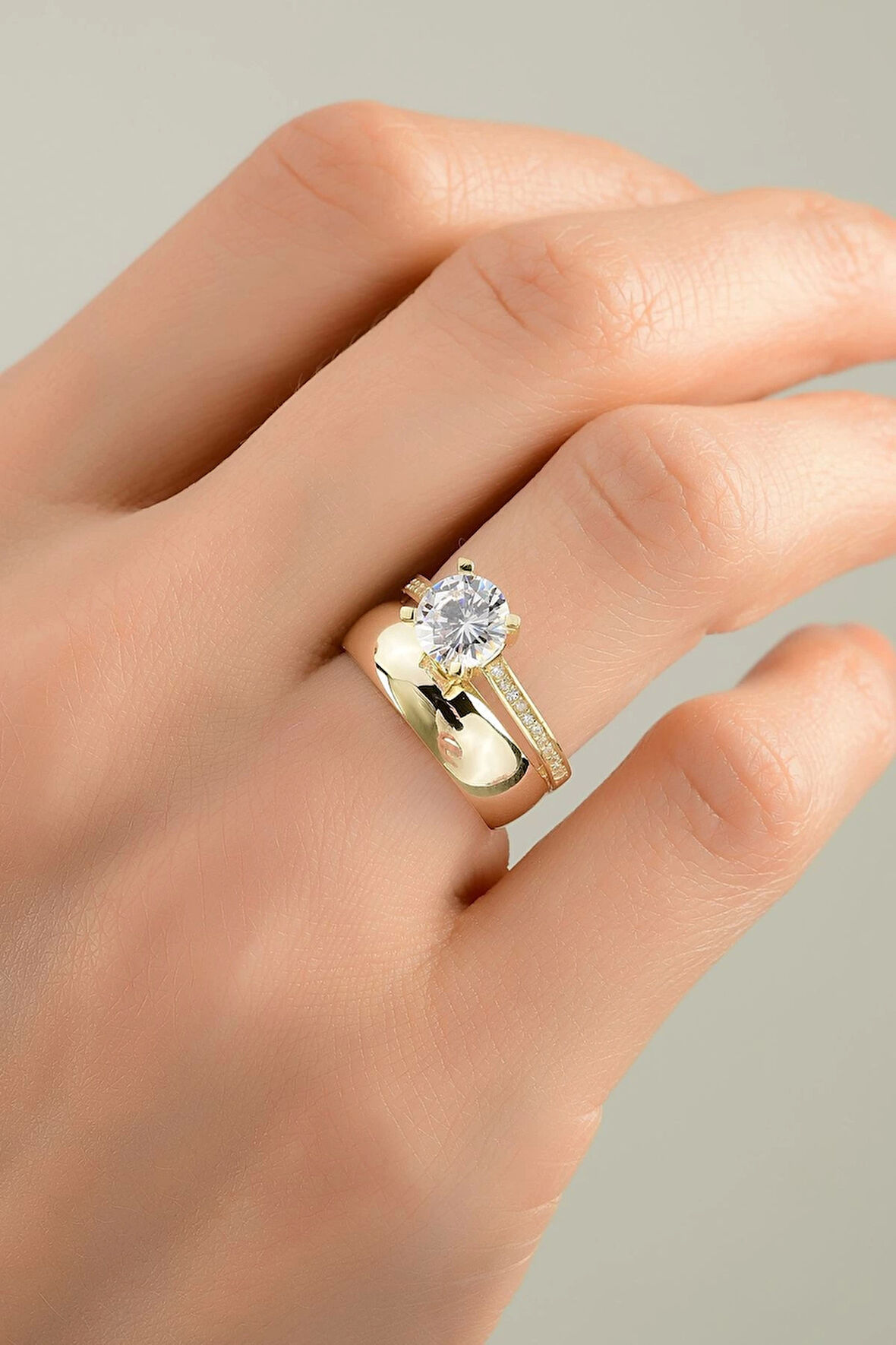 Kadın 14 Ayar Tektaş Altın Yüzük