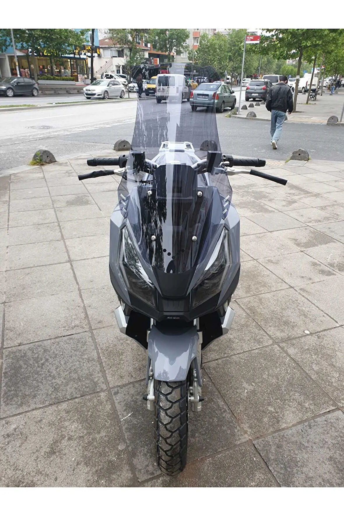MotoGusto Dream 150 Siperlik Ön Cam 2023 2024 Model 65cm Açıkfüme Renkli 4mm ORTA BOYLU CAM