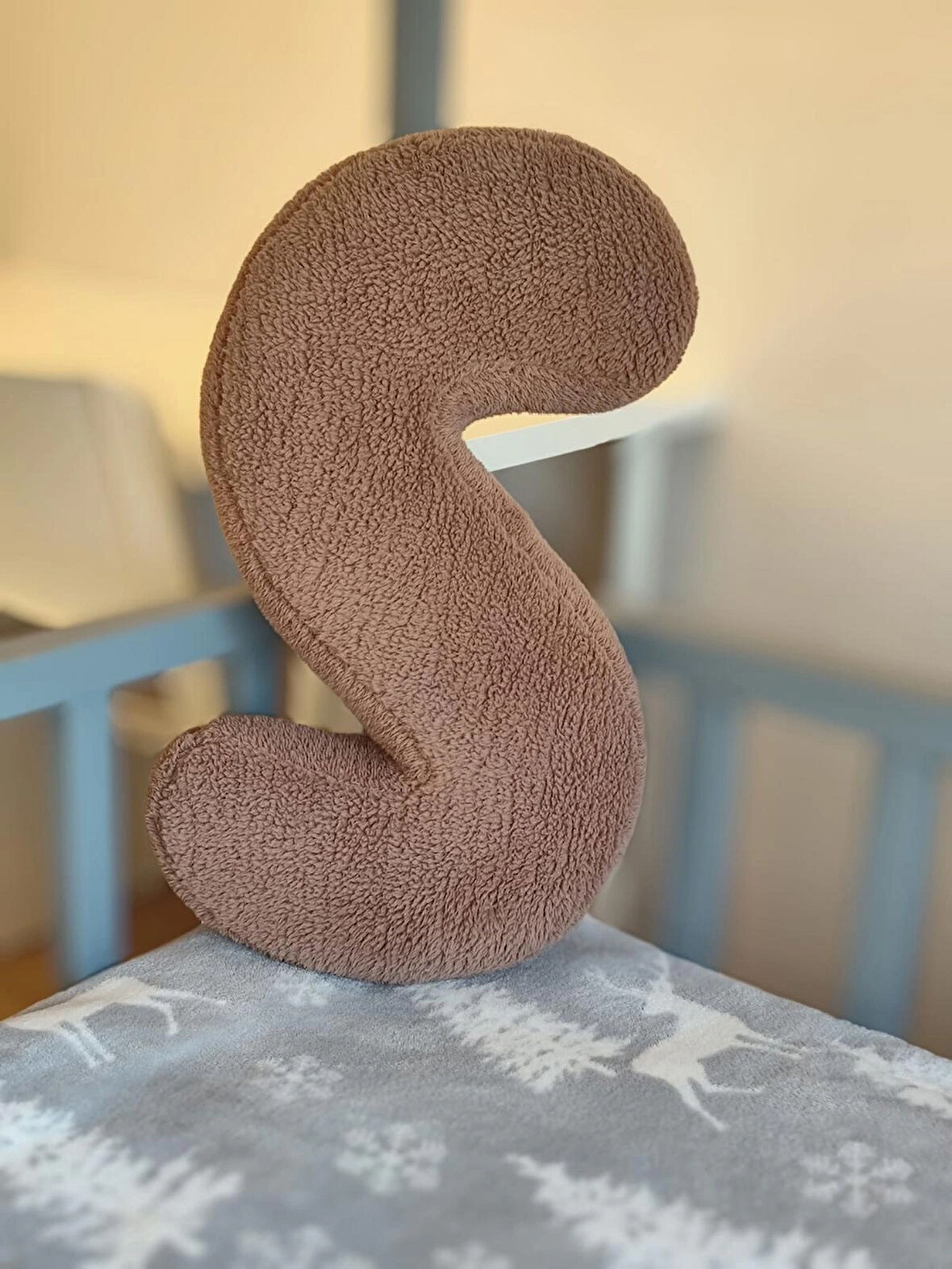 puftable peluş harf yastık S harfi , teddy kumaş , büyük boy 50 cm