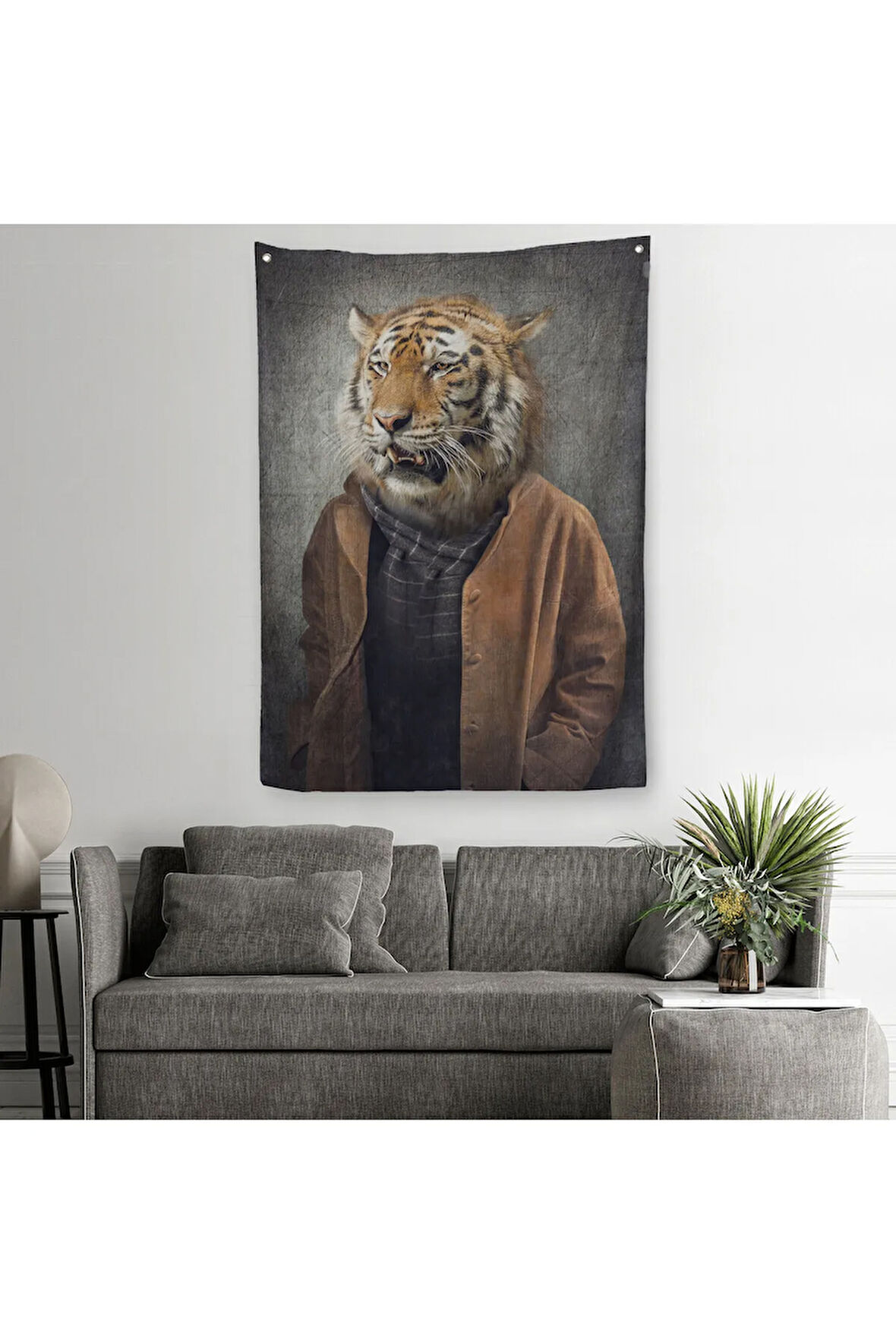 Kaplan Kafalı İnsan Duvar Örtüsü - Halısı-4999