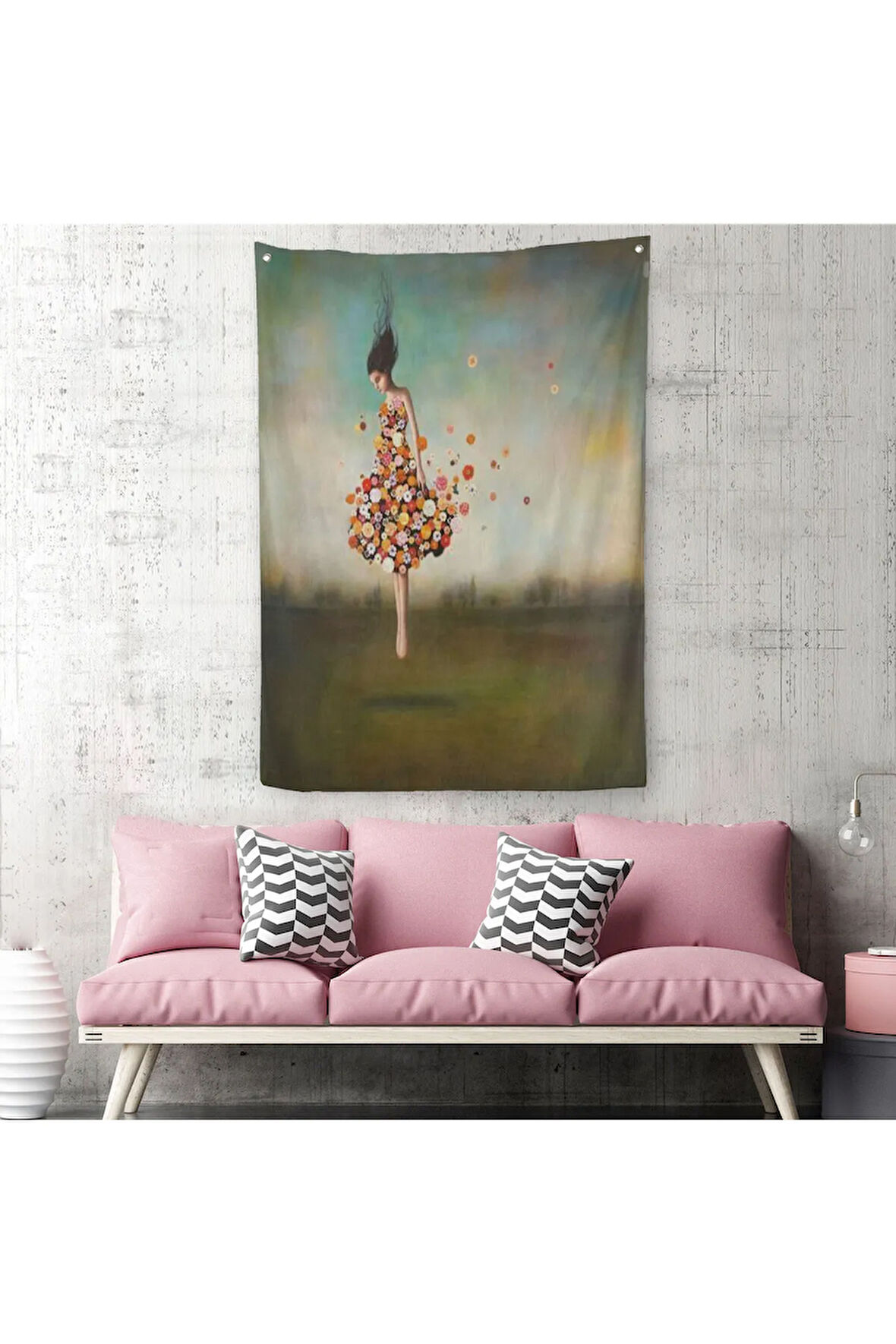 Yerden Yükselen Çiçek Kıyafetli Kadın Duvar Örtüsü - Halısı-6281