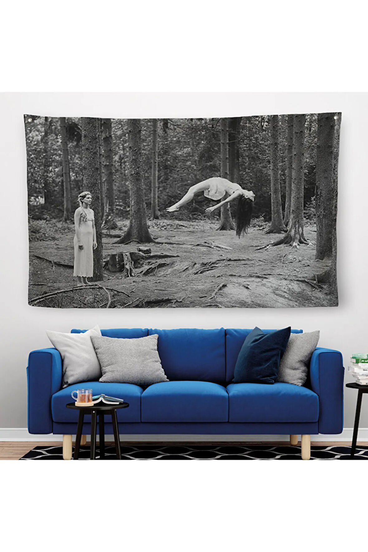 Yerden Yükselen Büyücü Kadın Duvar Örtüsü-Halısı-6575