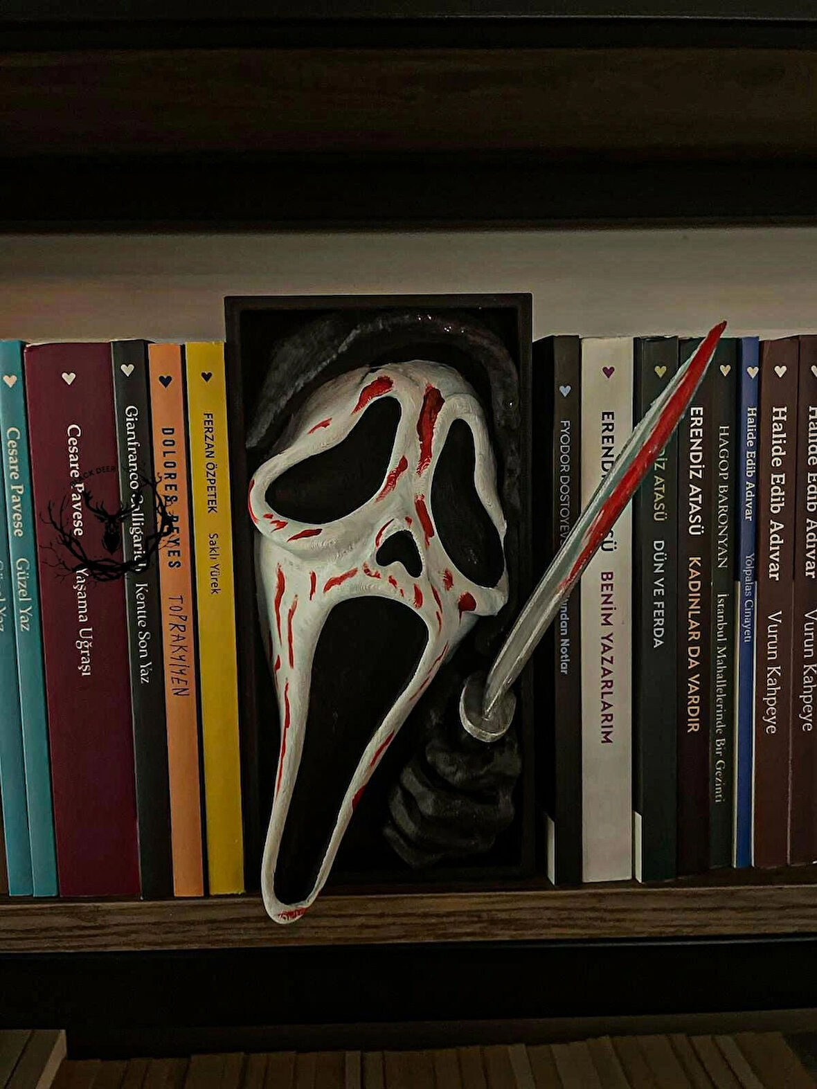 hayatvesanat Çığlık / Kitaplık Figürü / Kitap Tutucu