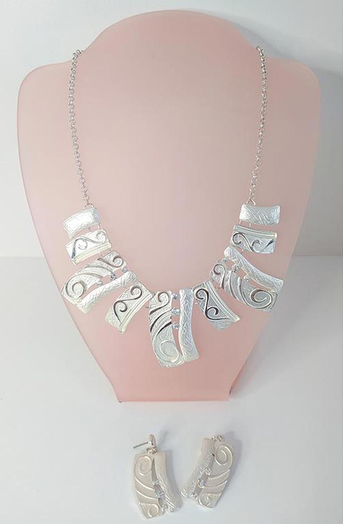 Kolye Küpe Seti Rodyum Kaplama Antialerjik Kararmaz Kolye Takı Aksesuar 14203