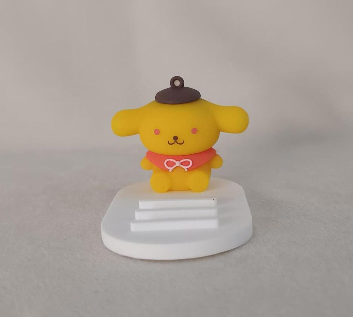 Telefon Tutucu Sanrio Pompompurin Silikon Telefon Standı Karakter Figür Oyuncak