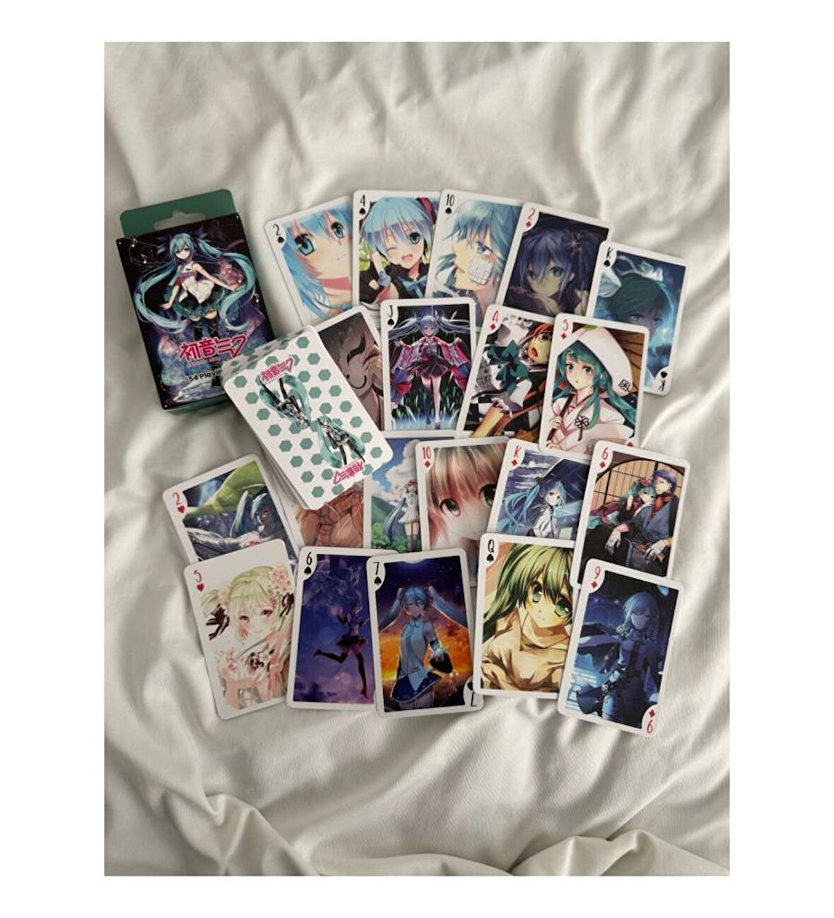 İskambil Kağıdı Hatsune Miku Poker Oyun Kartı 54 Adet İskambil Destesi  