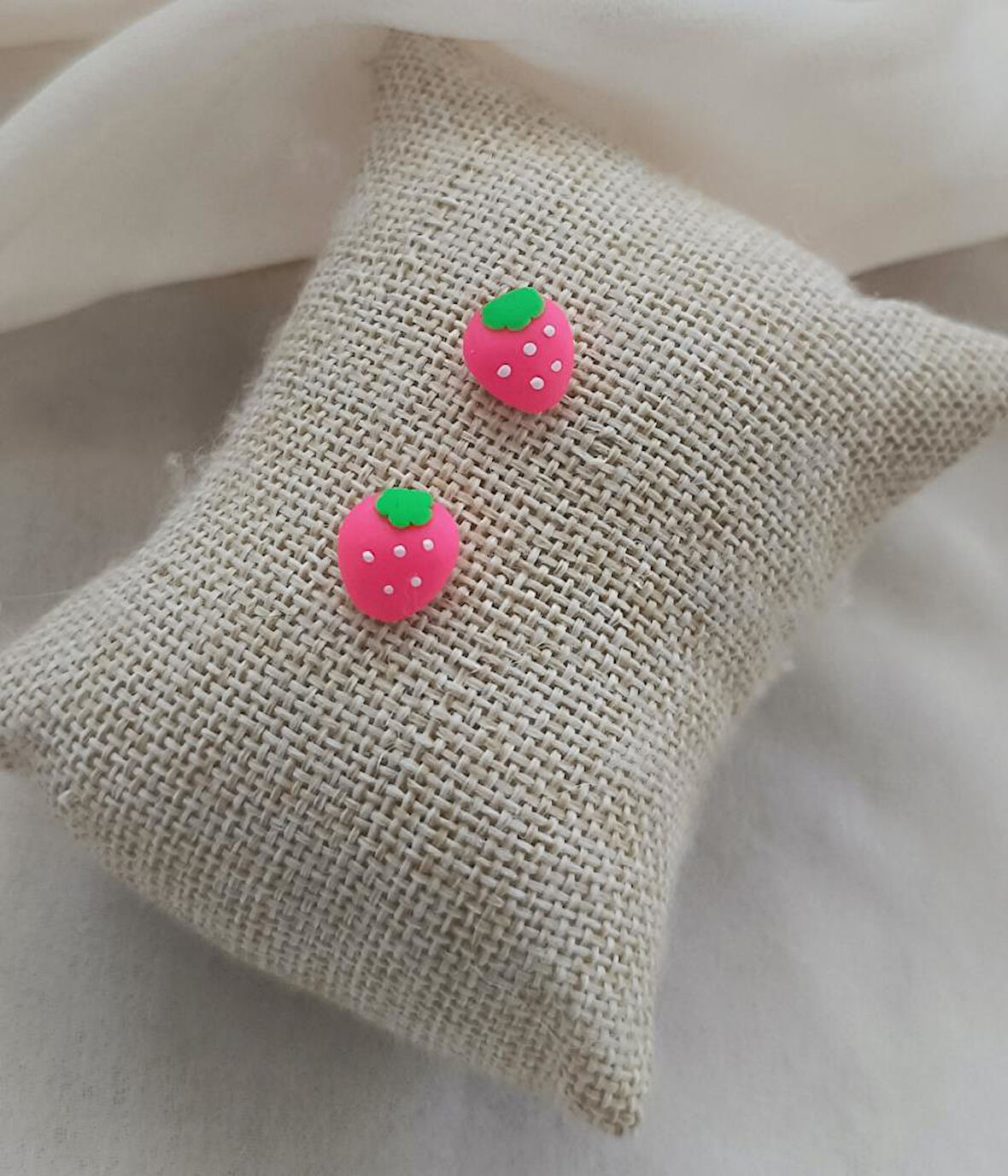 Küpe Çilek Meyve Minik Küpe Kadın Genç Kız Bebek  küpesi Takı Aksesuar