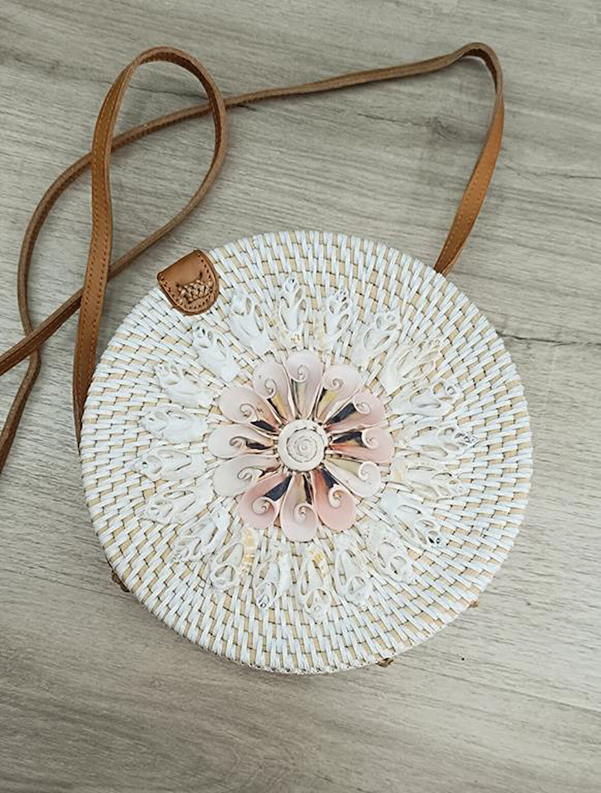 Çanta Bambu Rattan El Yapımı Deniz Kabuklu Yuvarlak Deri Askı Kadın Hasır Omuz Çantası 17955