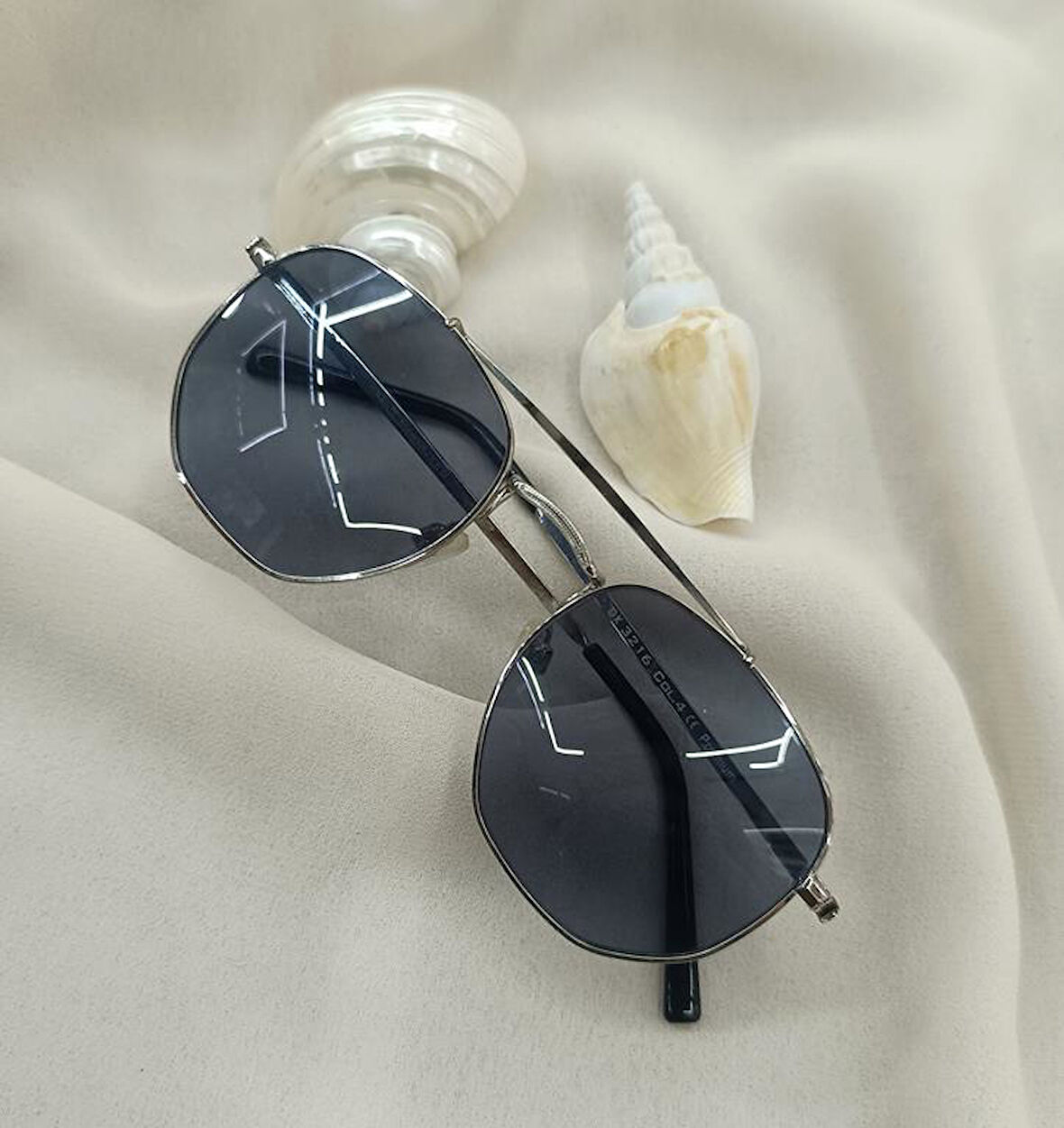 DK3216 COL.4 Kadın Güneş Gözlüğü Kutusunda  