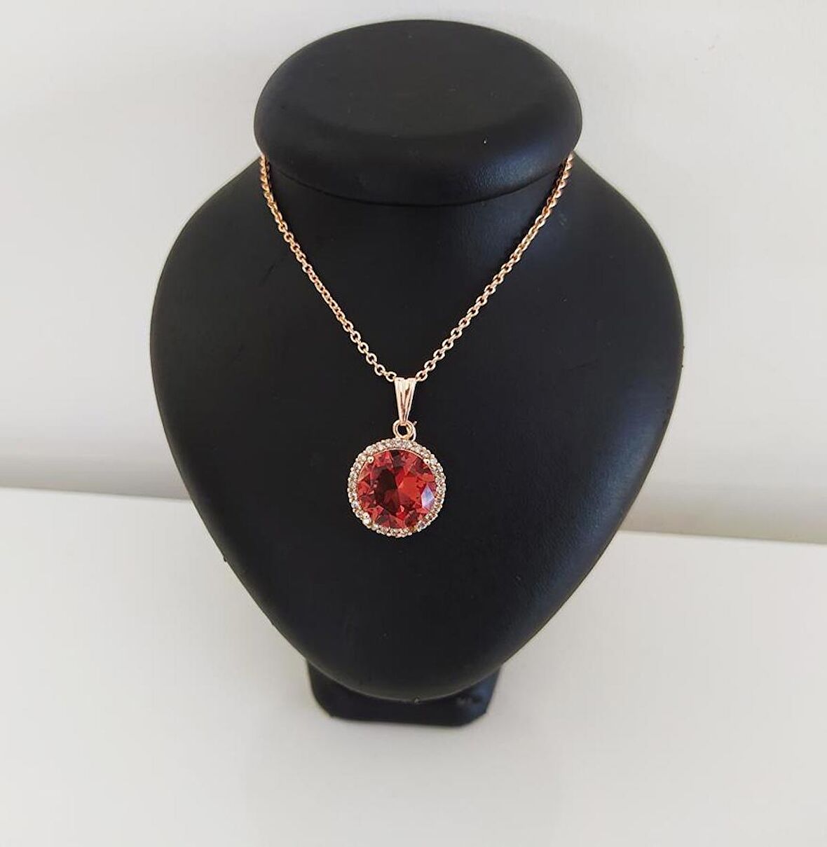 Sultanit (Zultanit) Rose Gold Renk Bukalemun Zirkon Doğal Taşlı Kolye