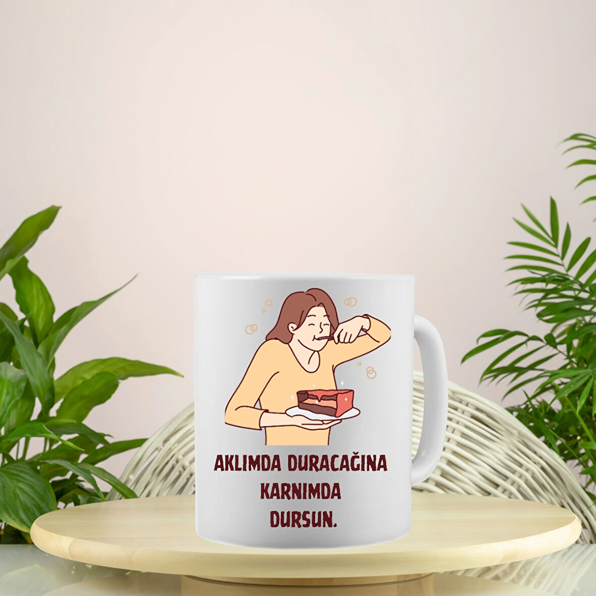 Aklımda Duracağına Karnımda Dursun- Komik Yazı Baskılı Kupa Bardak