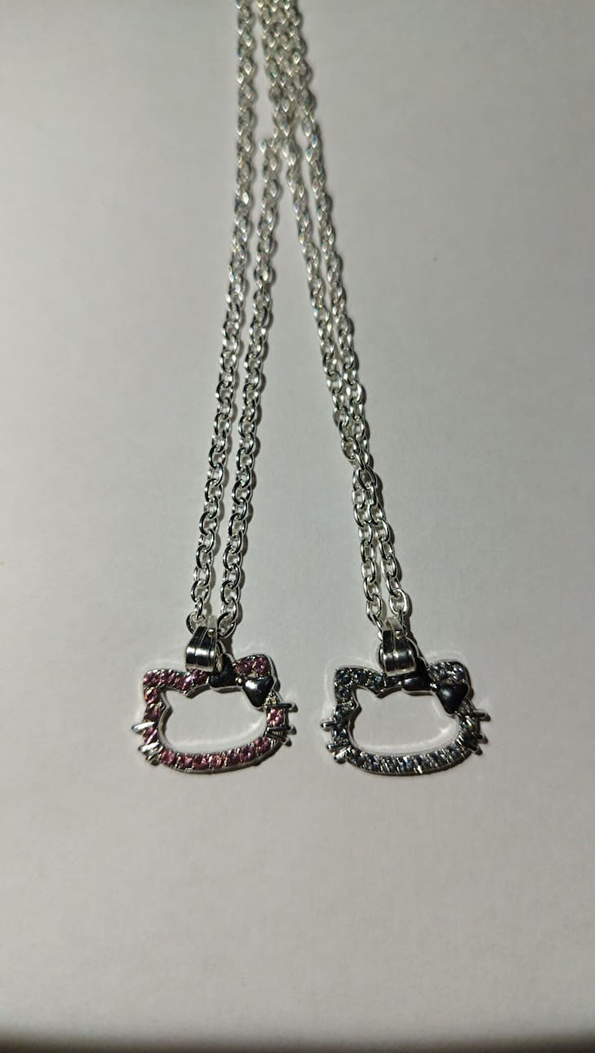 Silver Hello Kitty Taşlı Çift  BF Kolye Aksesuar Şık Takı Hediyelik Aksesuar