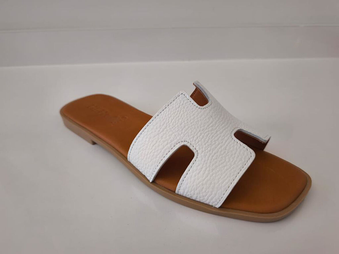 Kadın Deri Terlik Kaymaz Taban Yumuşak  Giydirimli