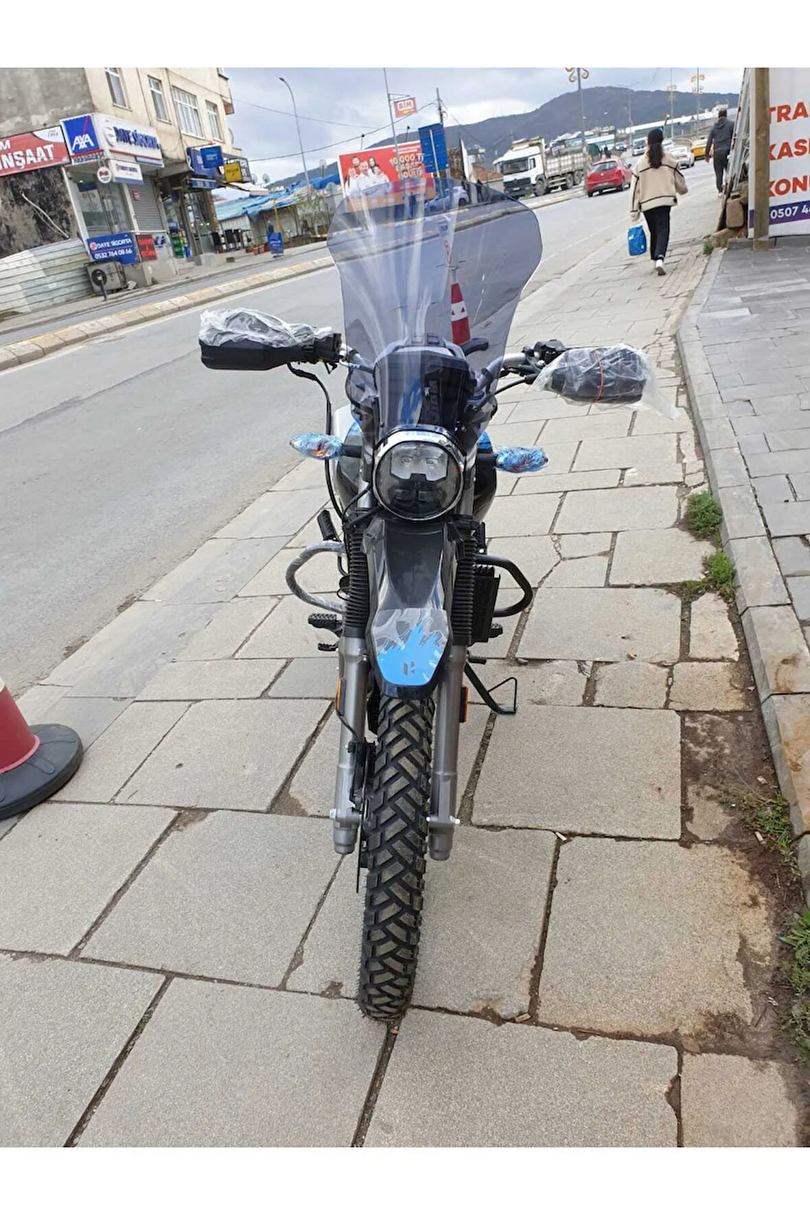 Hero X Pulse Siperlik Ön Cam 2020 2024 Model 46cm Açıkfüme Renkli 4mm