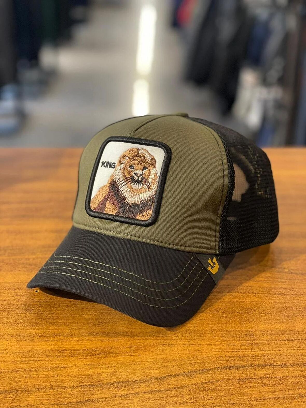 Gorin Bros Trucker Model Haki Renk Aslan Figür Siyah Fileli Cap Şapka