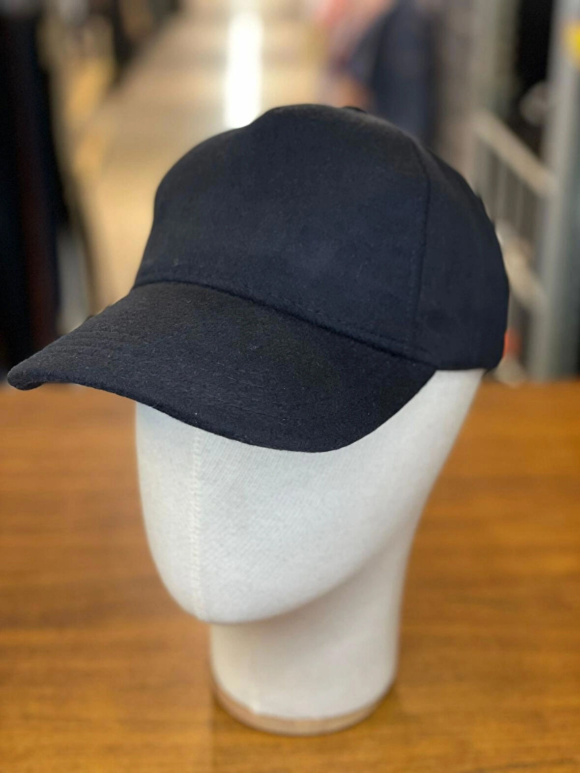 Kaşe Kumaş Lacivert Renk Kışlık Cap Şapka