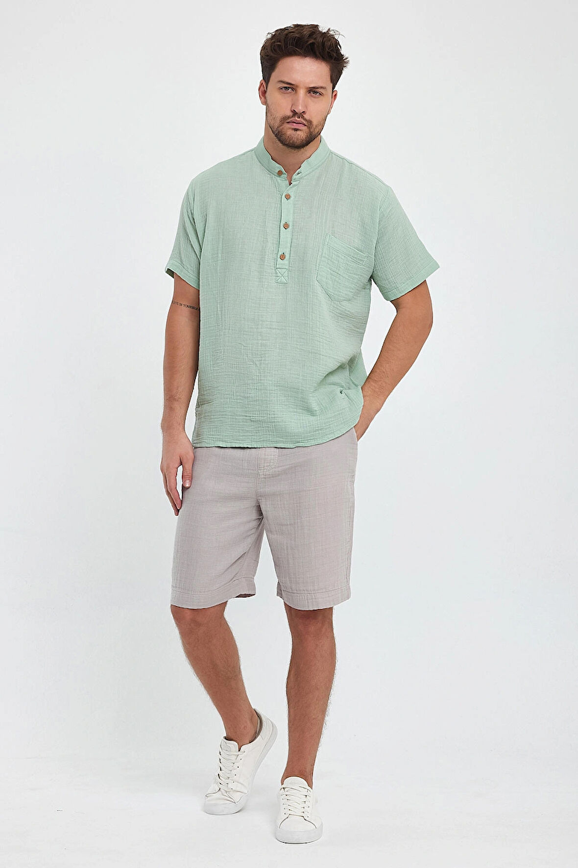 Müslin Hakim Yaka Yarım Pat Gömlek - 4020