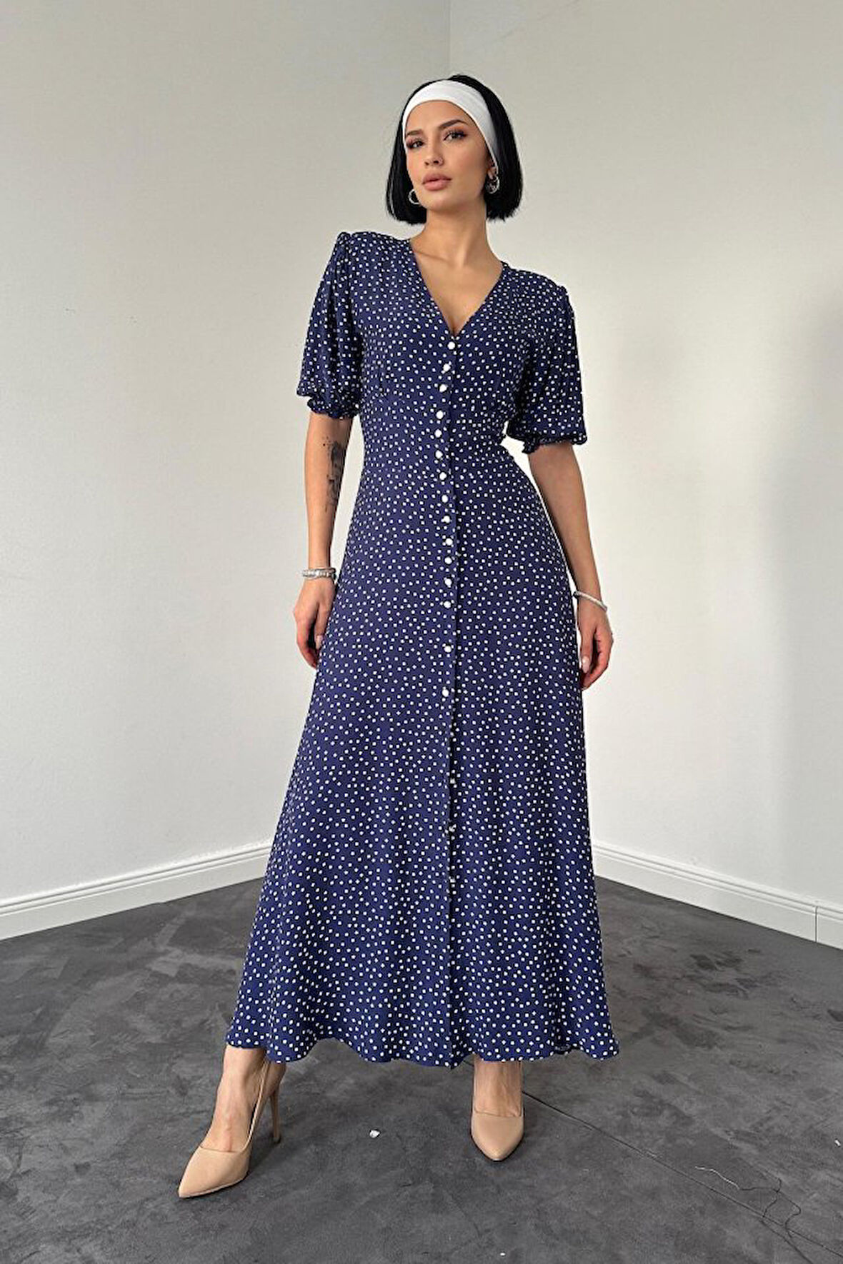 buğrahayalin Lacivert Arka Ve Bel Ucu Gipeli Elbise